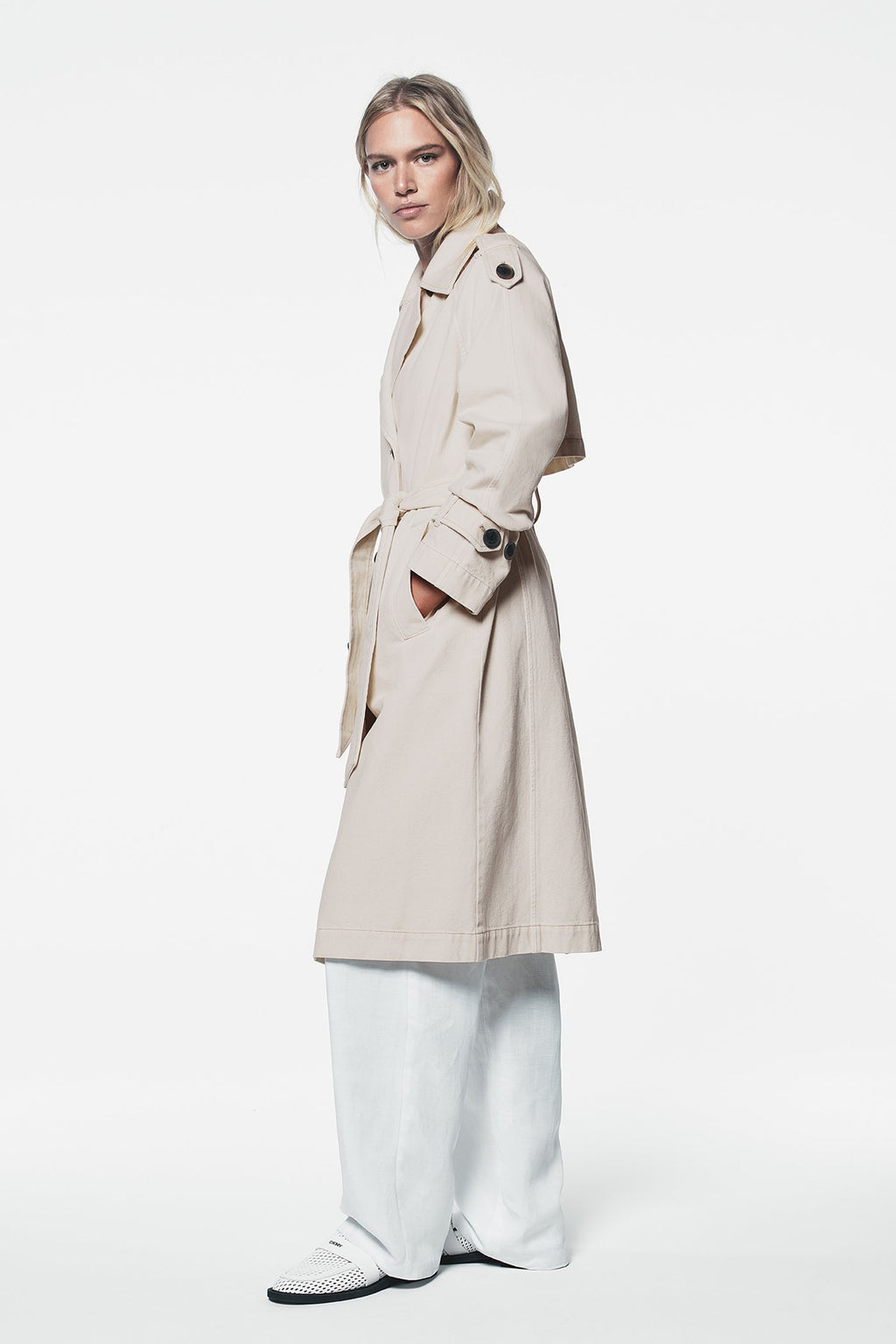 LONG BELTED TRENCH COAT