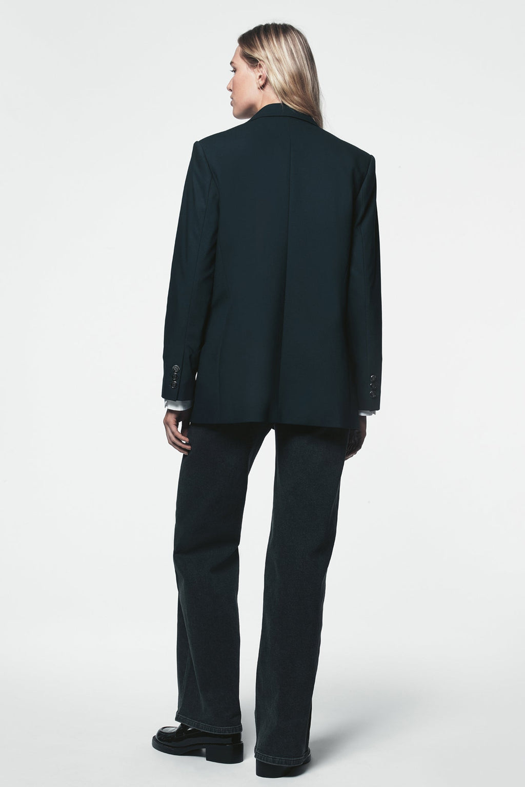 TWO BUTTON BLAZER