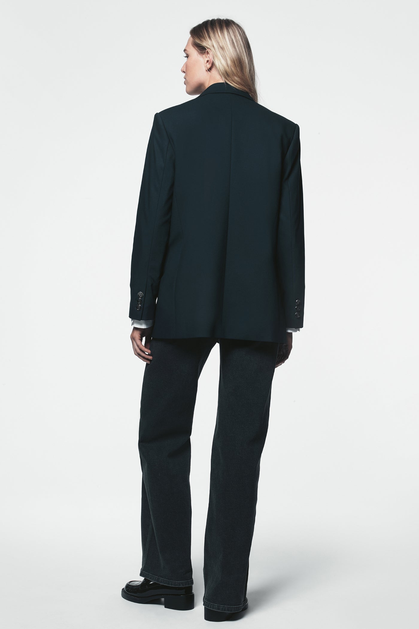 TWO BUTTON BLAZER