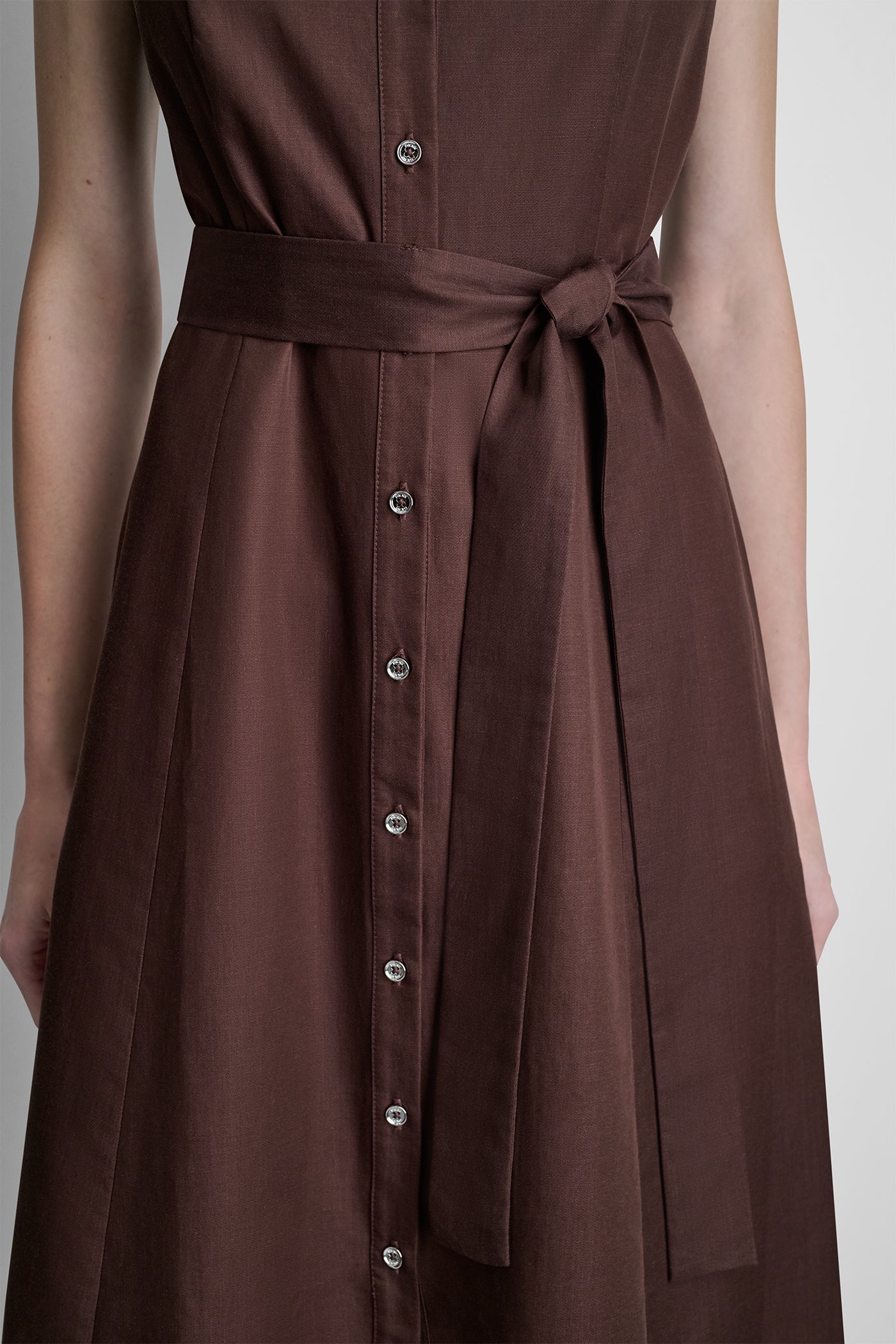 SLEEVELESS MIDI FIT & FLARE DRESS