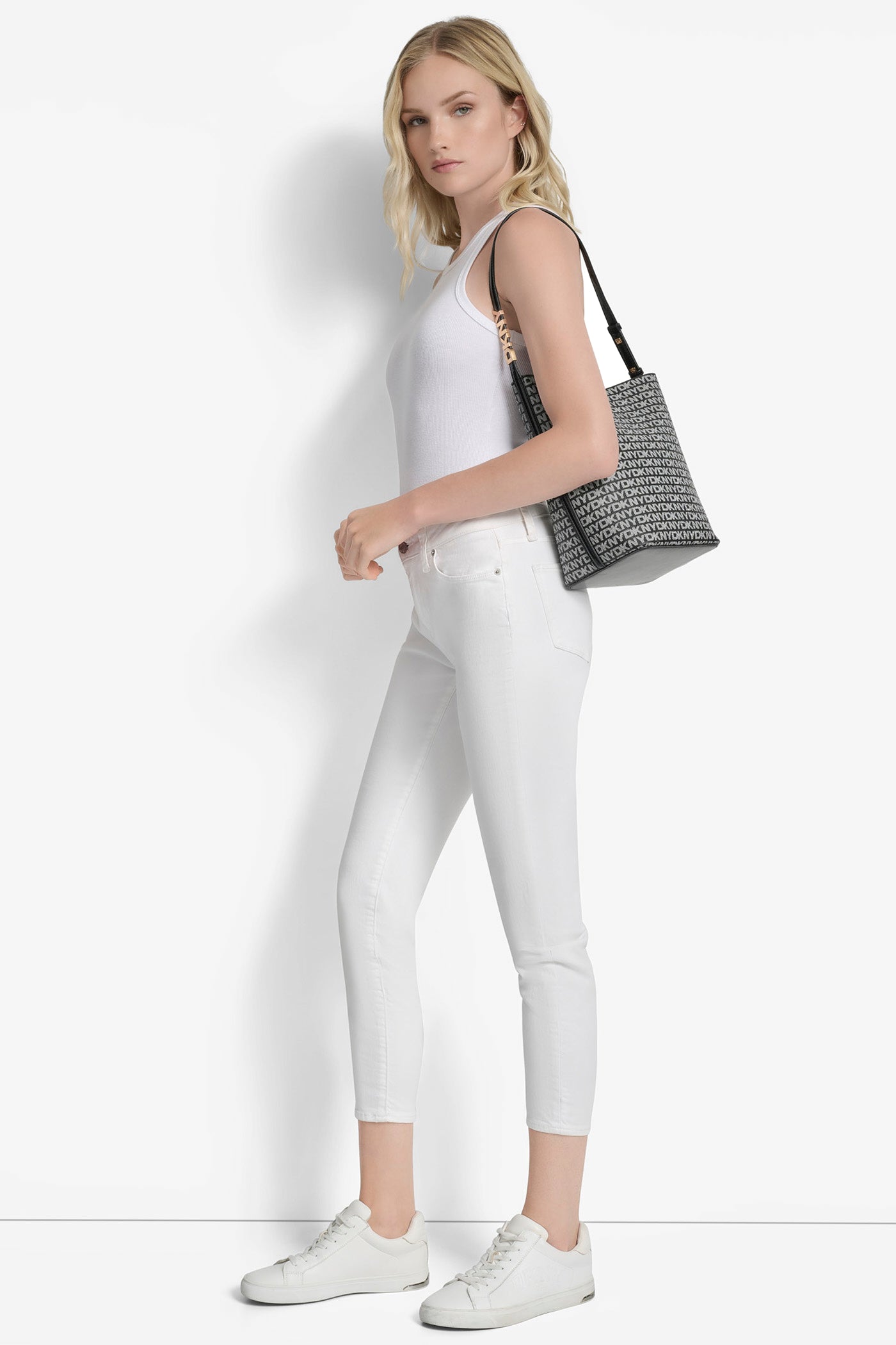 AVRIL LOGO BUCKET BAG