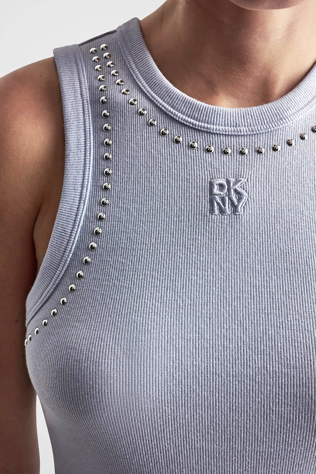 DOME STUDS TANK