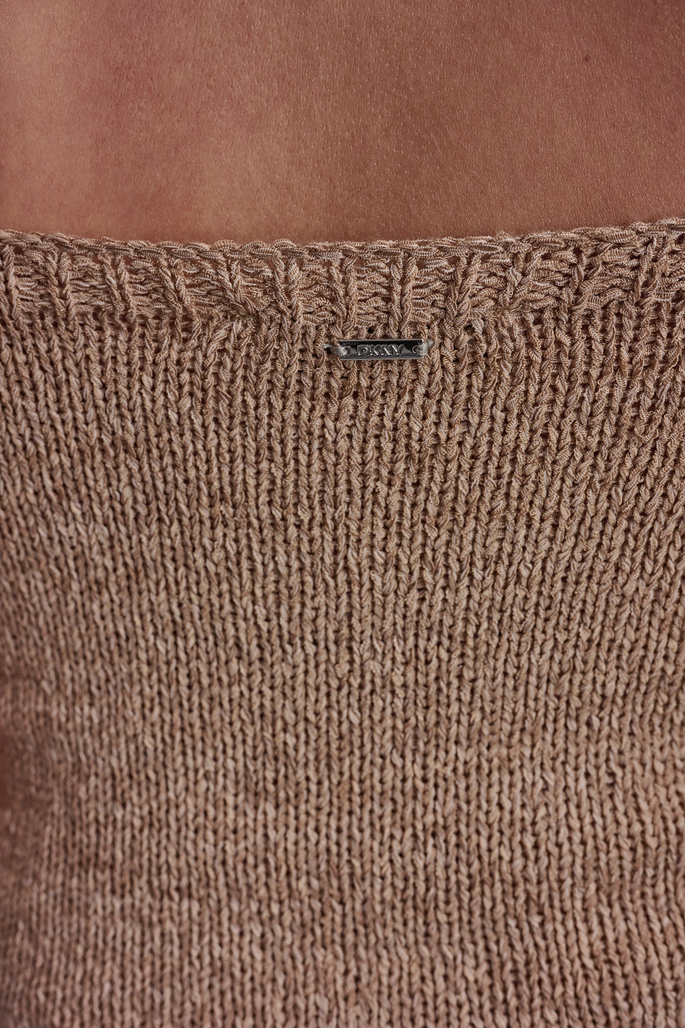 CURVED HEM RIB DETAIL CAMI