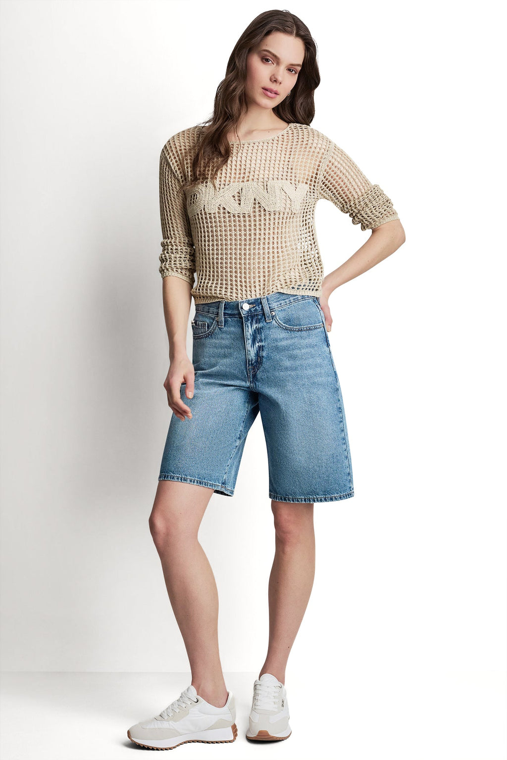 MID-RISE RELAXED DENIM SHORT