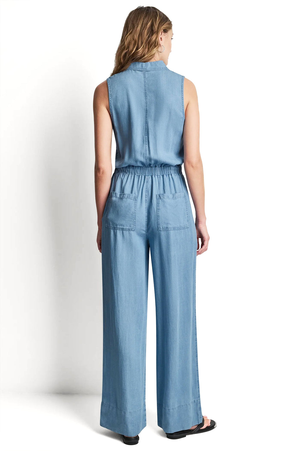 SLEEVELESS JUMPSUIT WITH COLLAR NECKLINE
