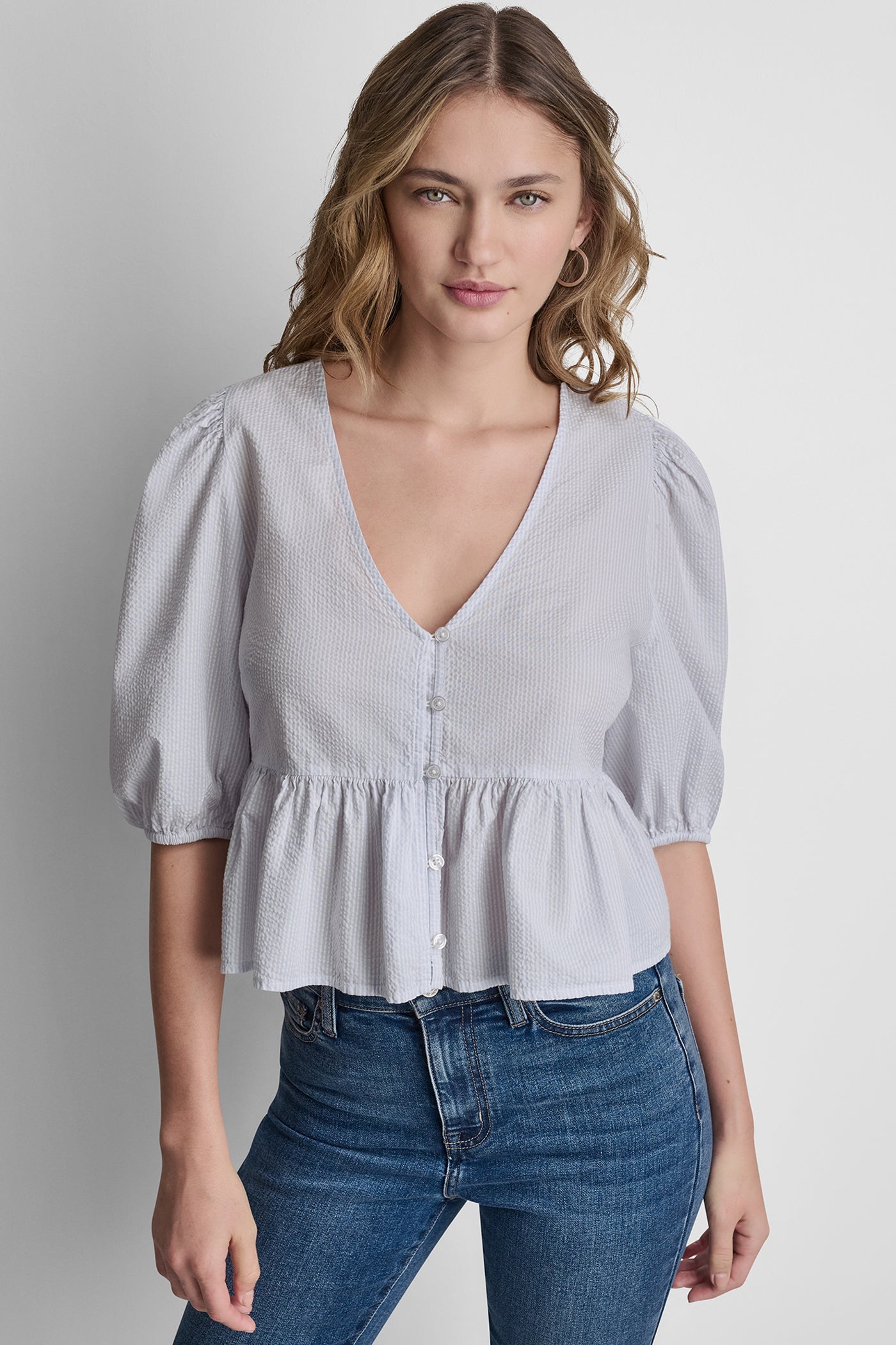 PUFF SLEEVE V-NECK SHIRT