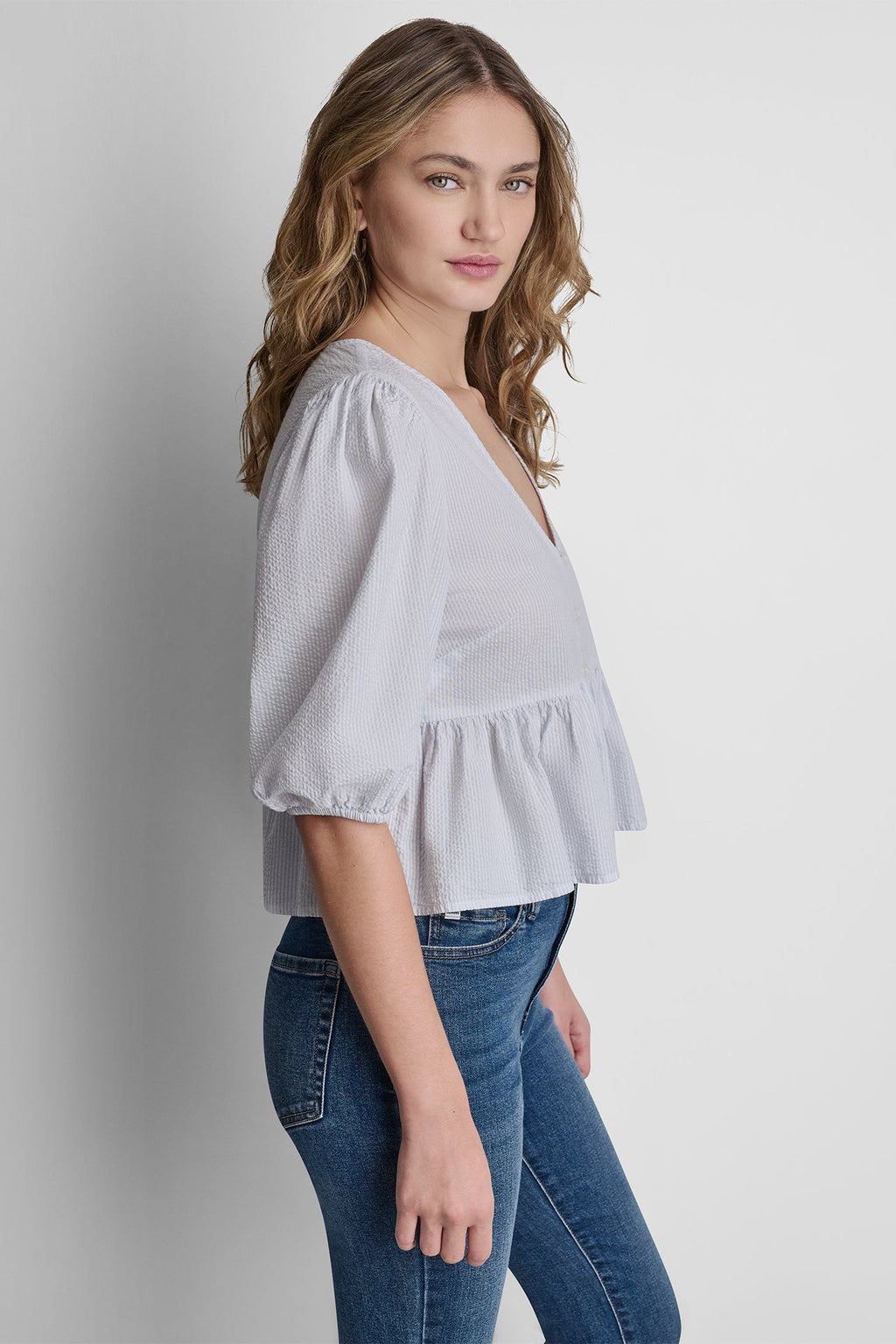 PUFF SLEEVE V-NECK SHIRT