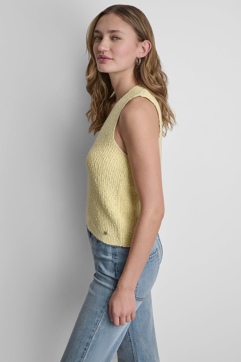 V-NECK SWEATER TANK