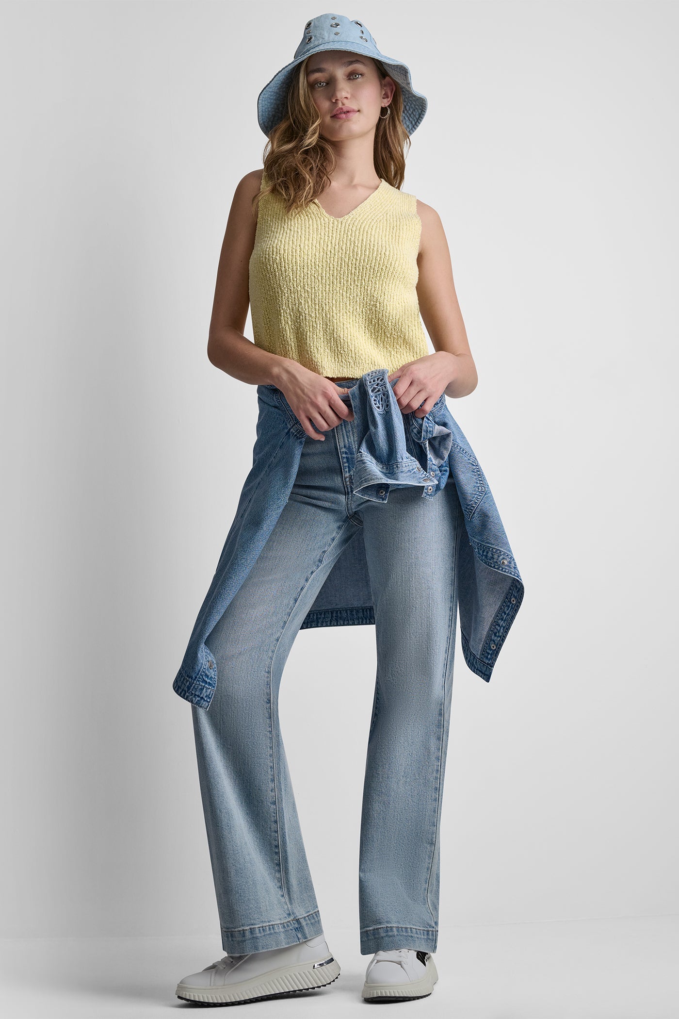V-NECK SWEATER TANK