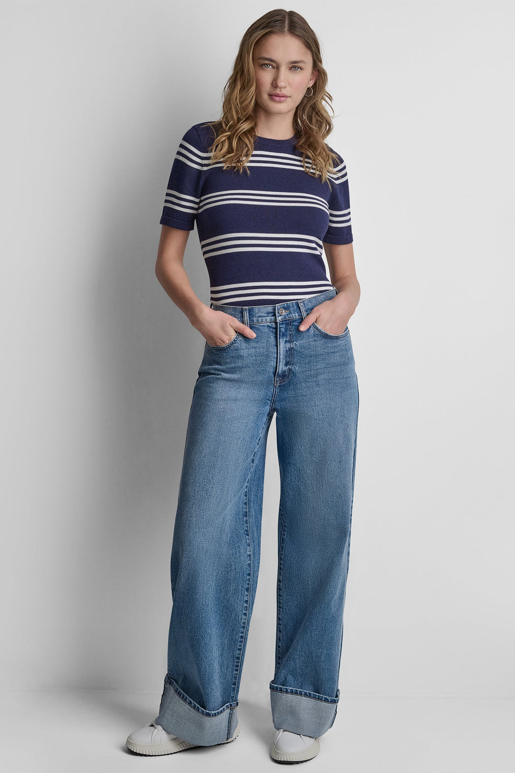HIGH-RISE CUFFED WIDE LEG