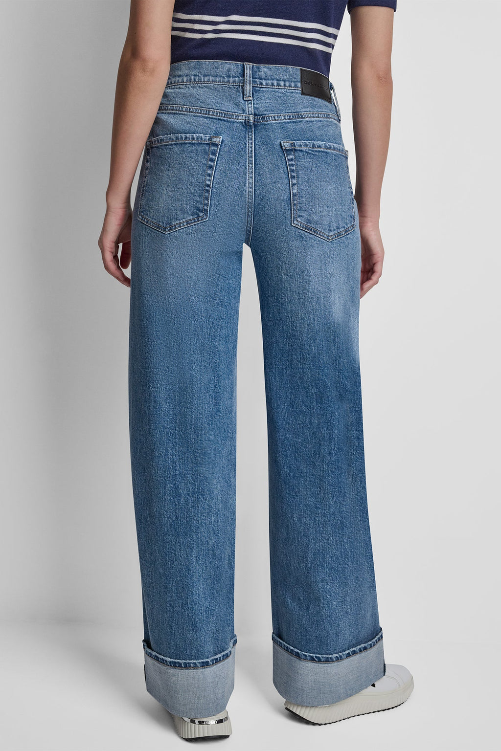 HIGH-RISE CUFFED WIDE LEG