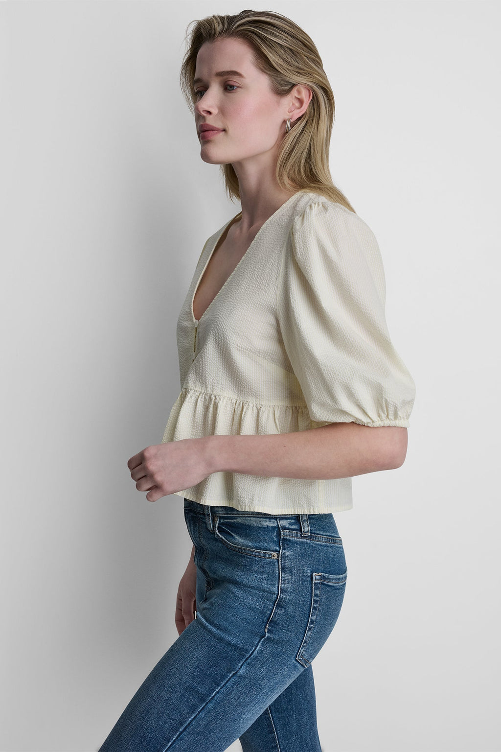 PUFF SLEEVE V-NECK SHIRT