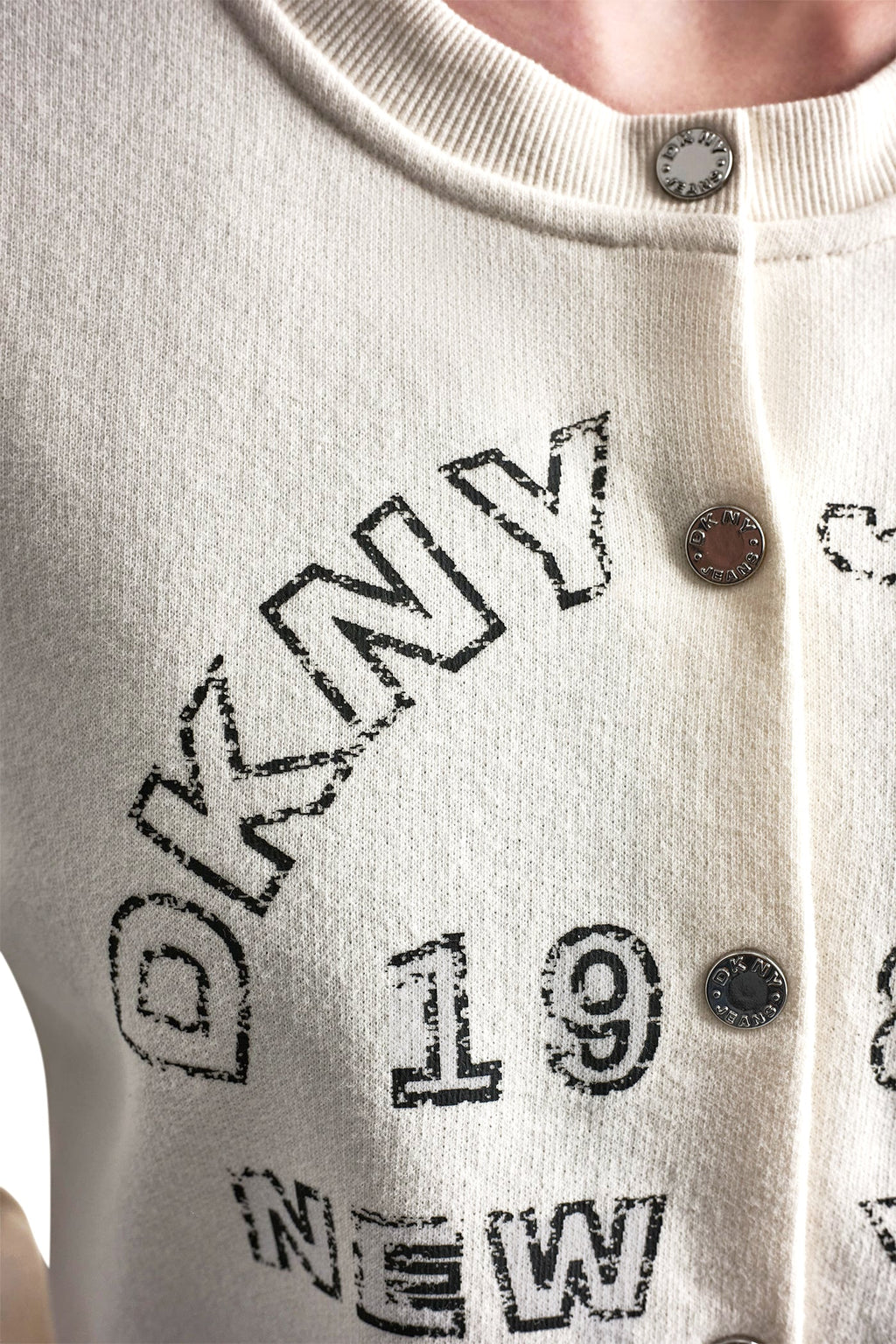 BUTTON FRONT SHRUNKEN LOGO JACKET