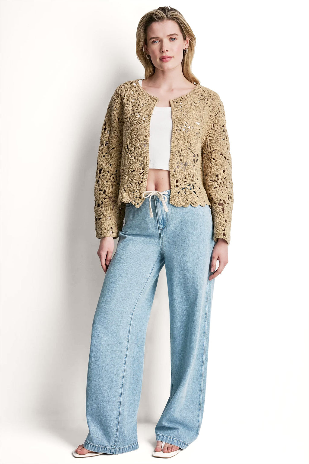 FLORAL CROCHET CARDIGAN WITH SCALLOP HEM
