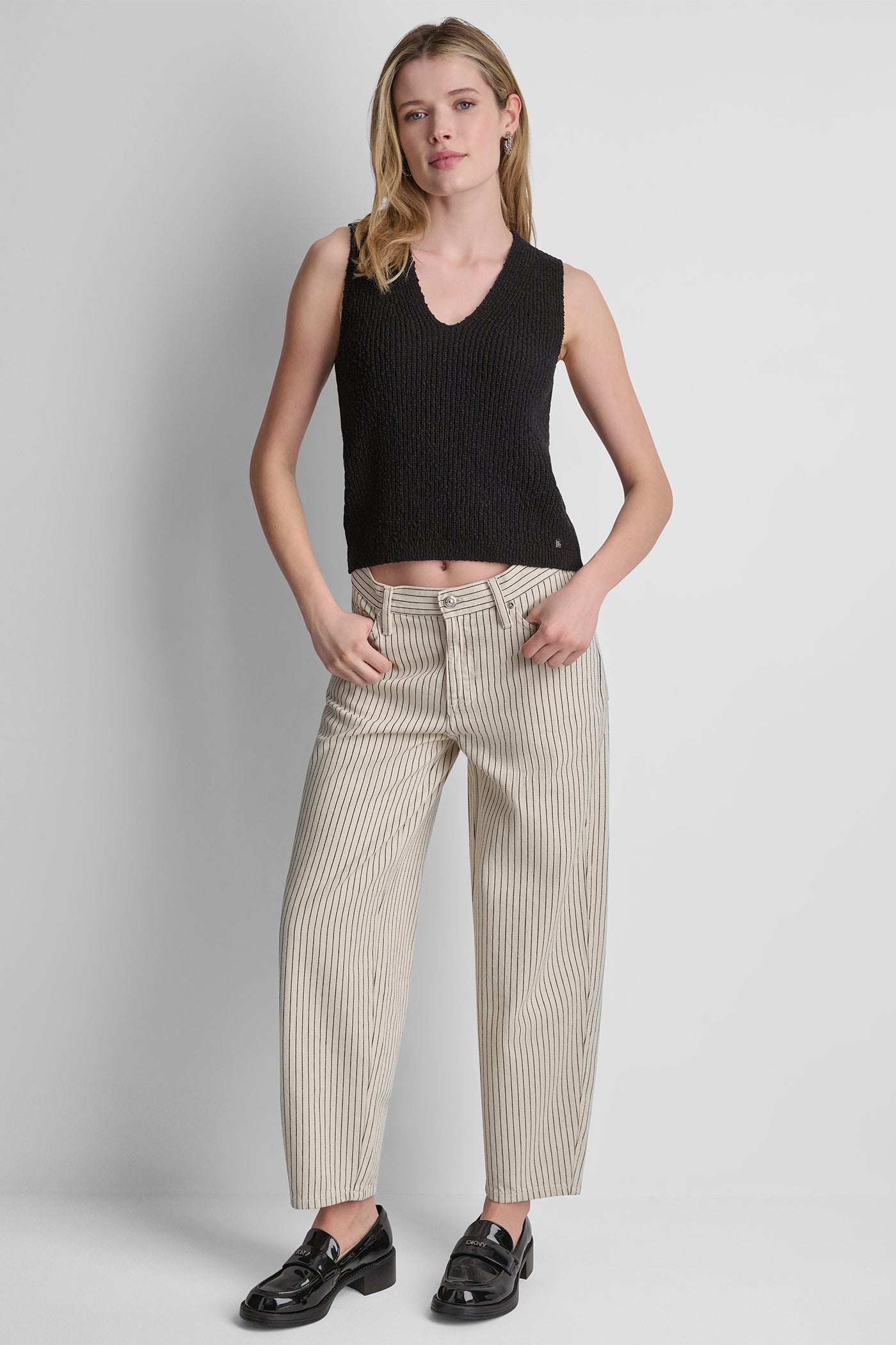V-NECK SWEATER TANK