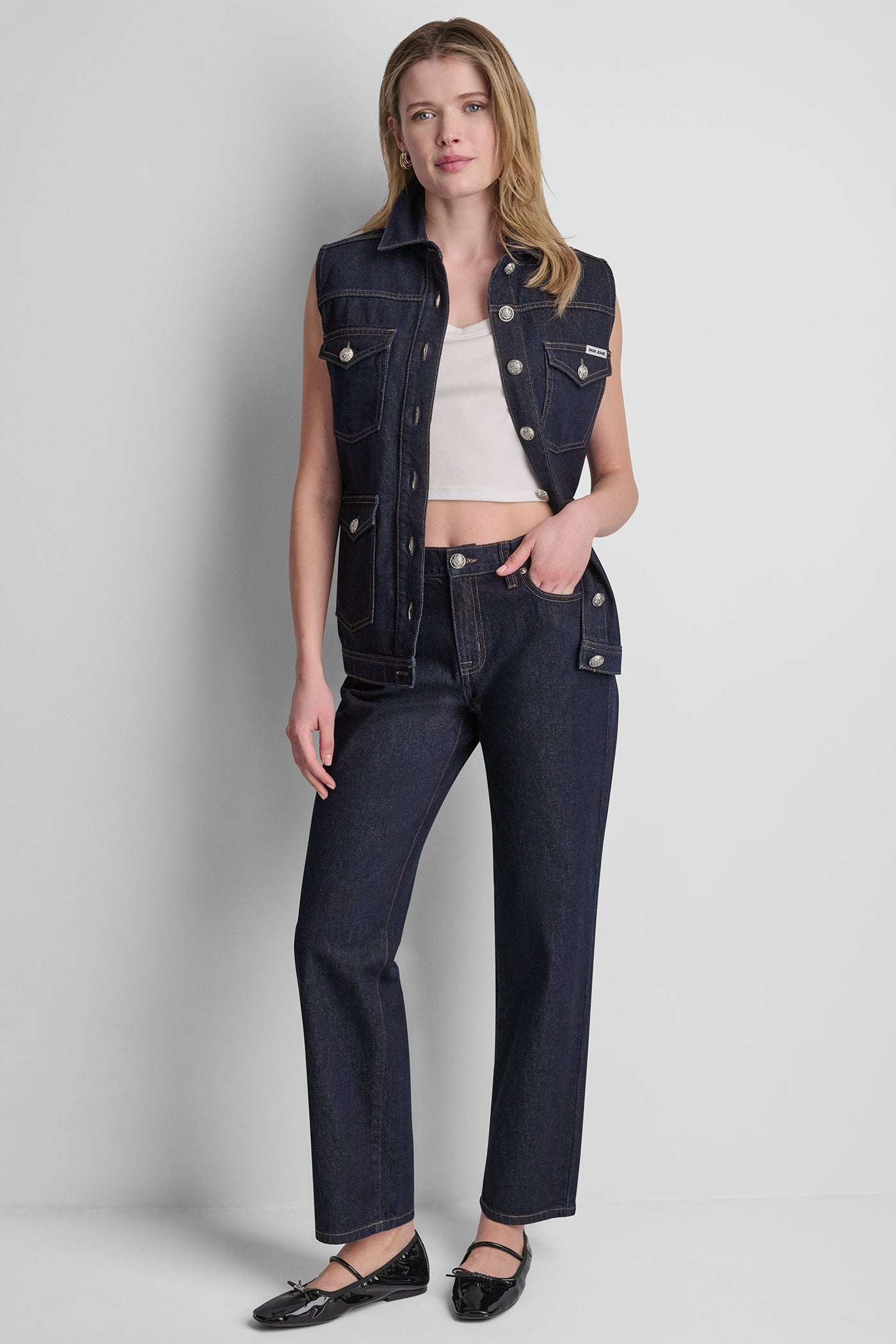 MID-RISE CLASSIC STRAIGHT