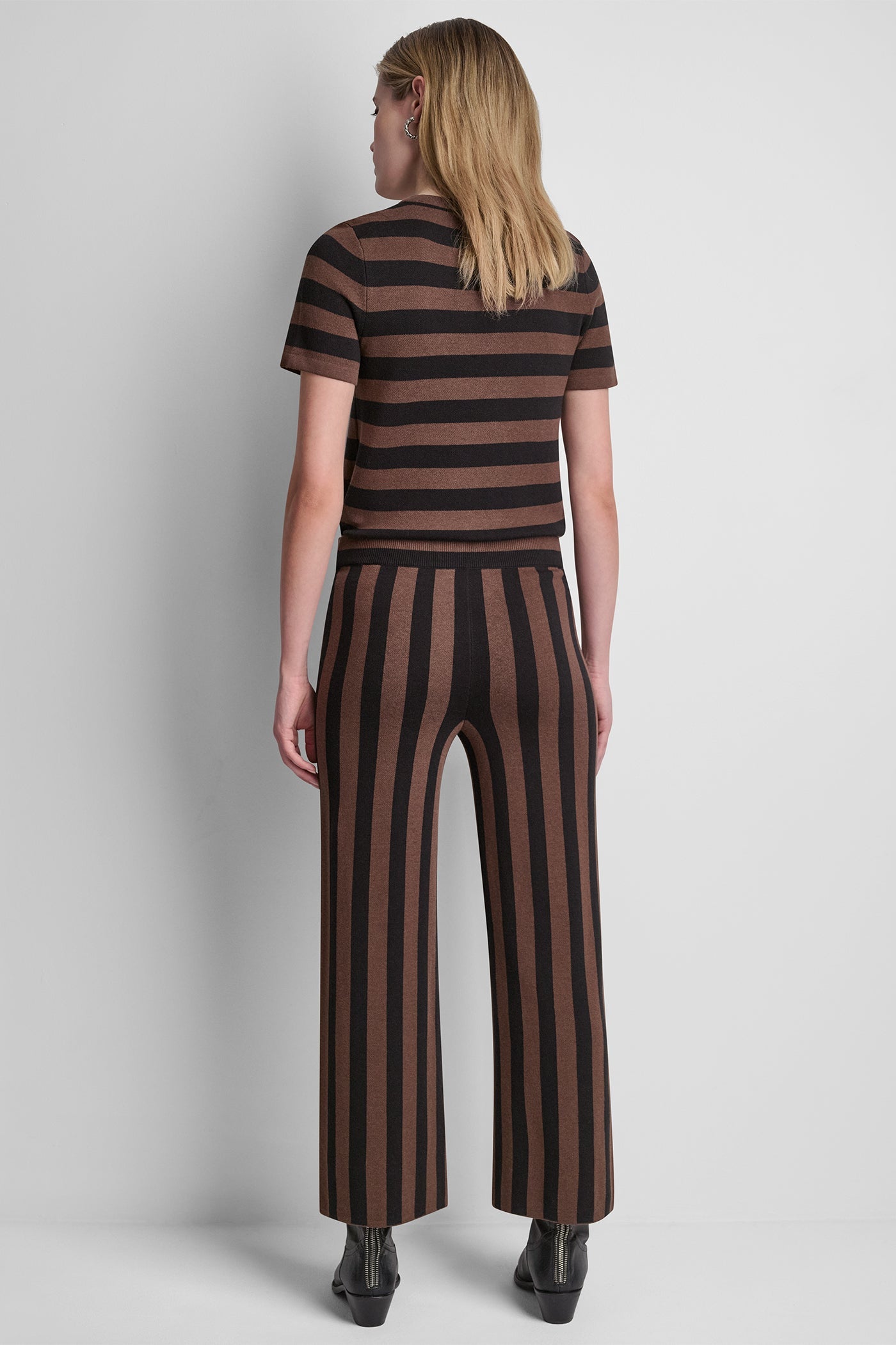 HIGH-RISE STRIPED PULL-ON FLARE PANT