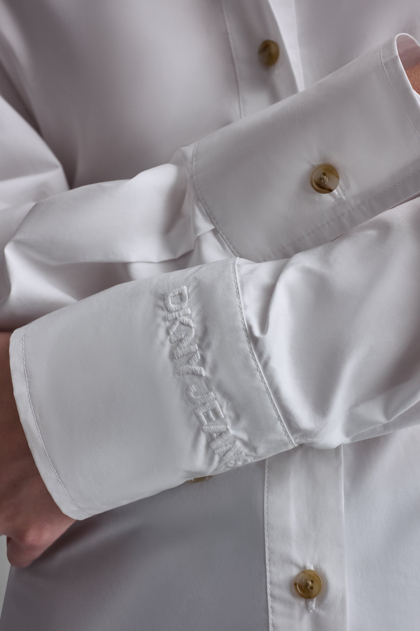 POPLIN CUTOUT TIE BACK SHIRT