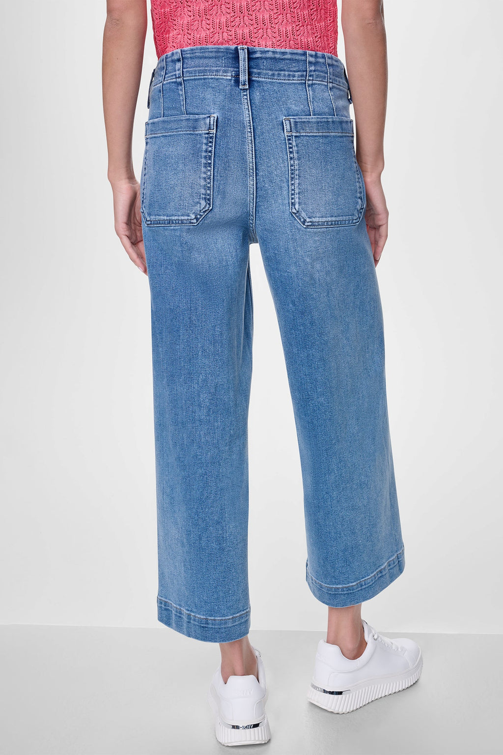 HIGH-RISE WIDE LEG WITH PATCH POCKETS