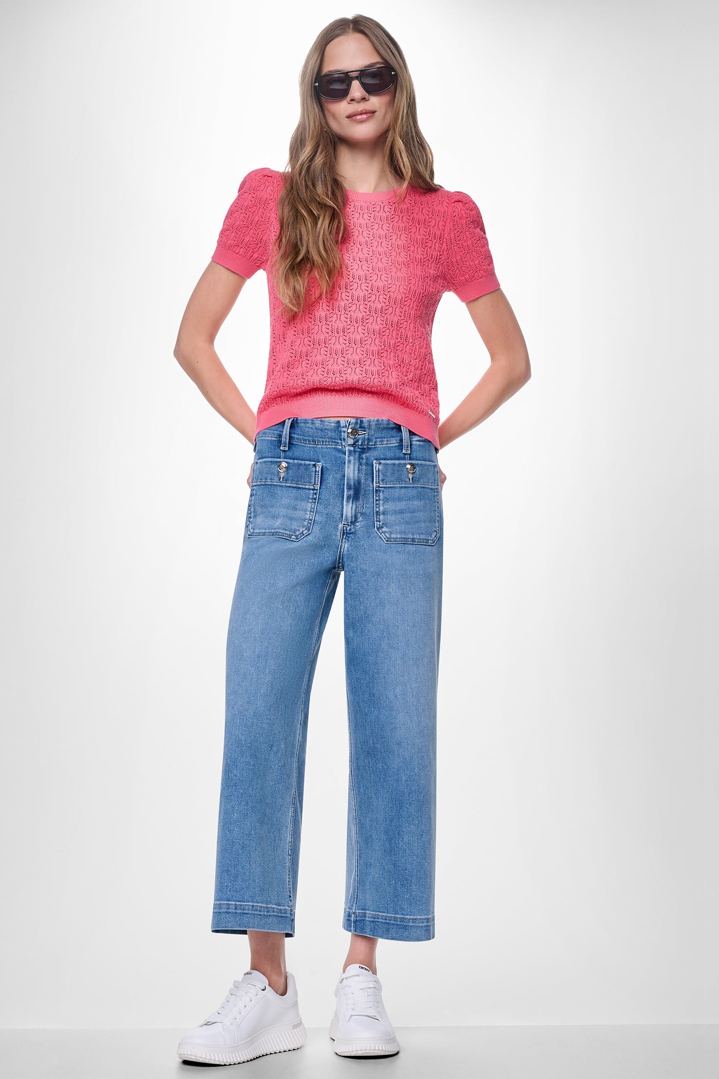 HIGH-RISE WIDE LEG WITH PATCH POCKETS
