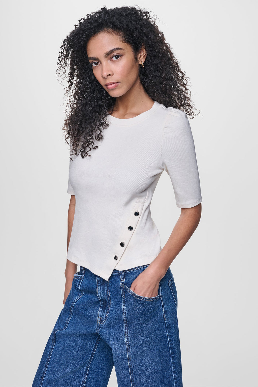 PUFF SLEEVE ASYMMETRIC TOP