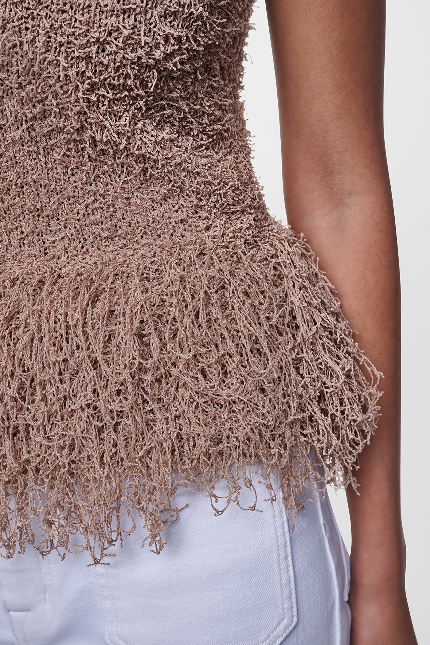 CROPPED FRINGE TANK