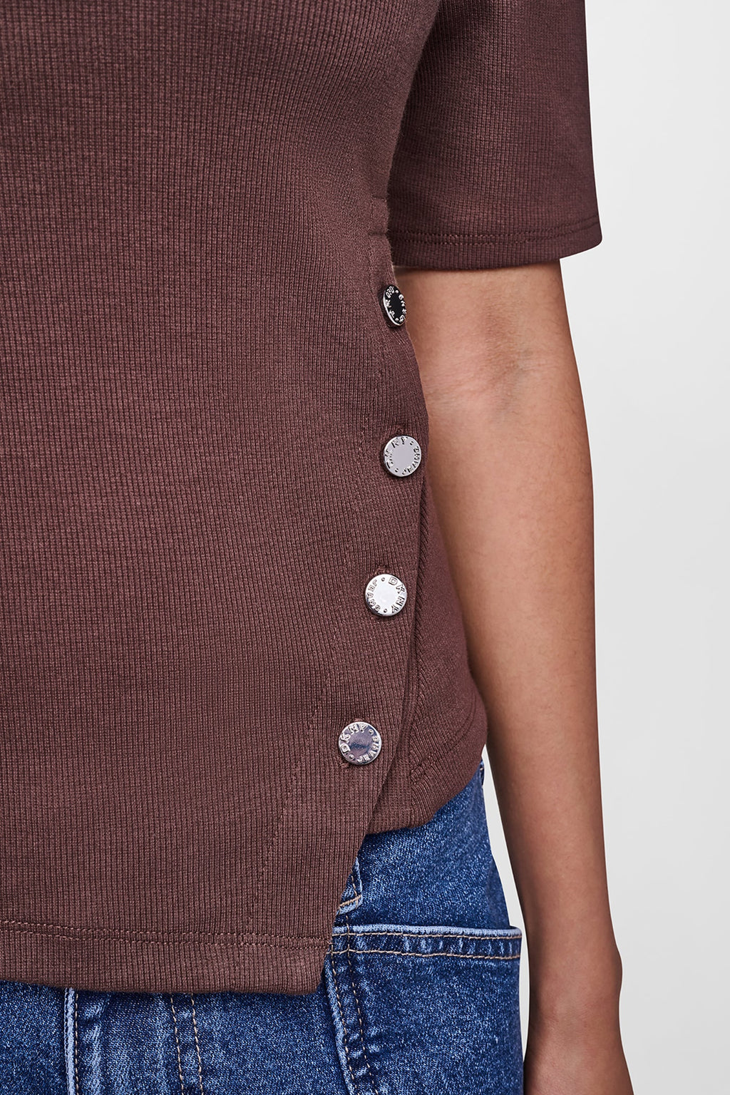 PUFF SLEEVE ASYMMETRIC TOP