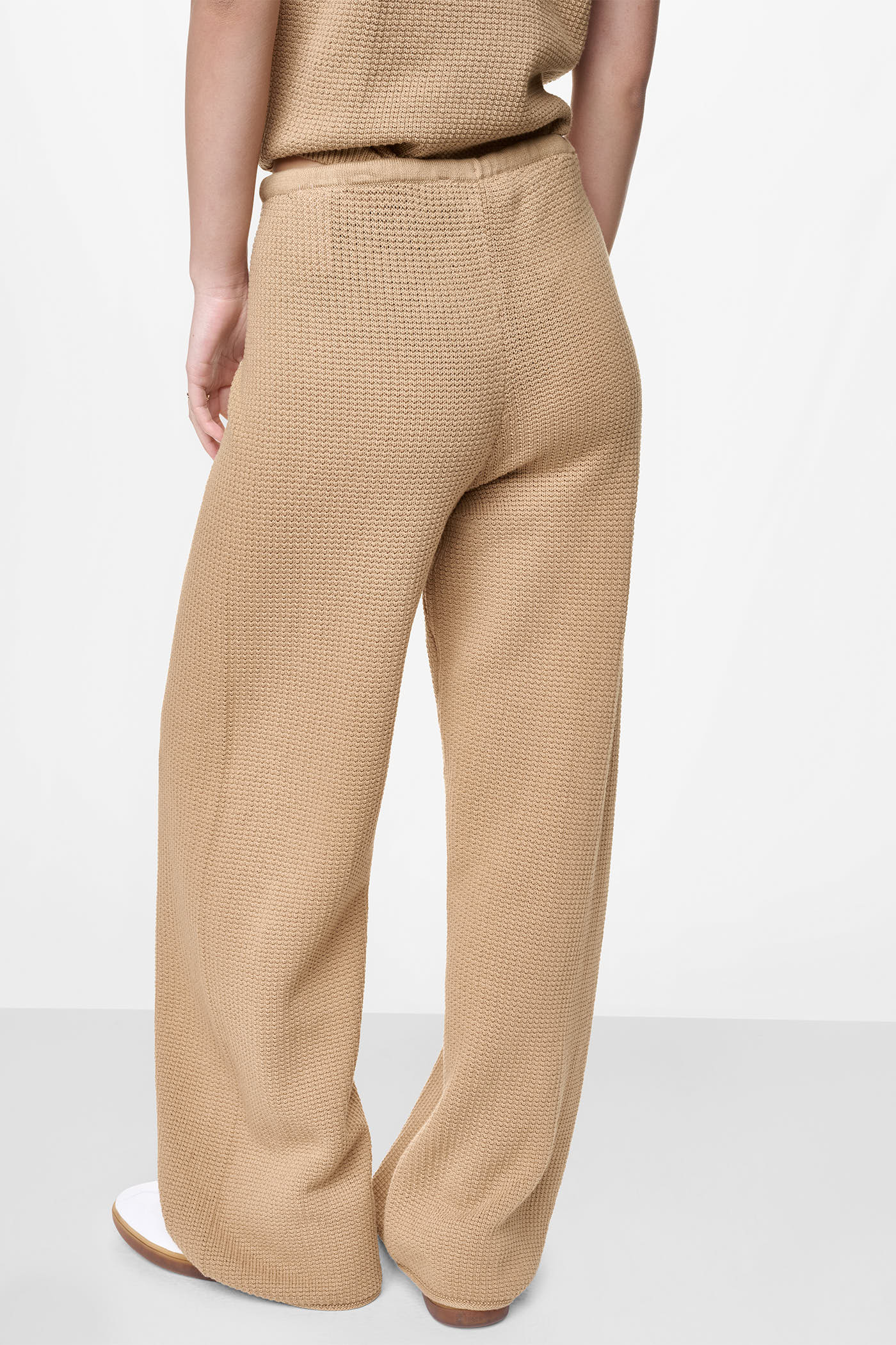 TUCK STITCH HIGH-RISE DRAWSTRING PANT