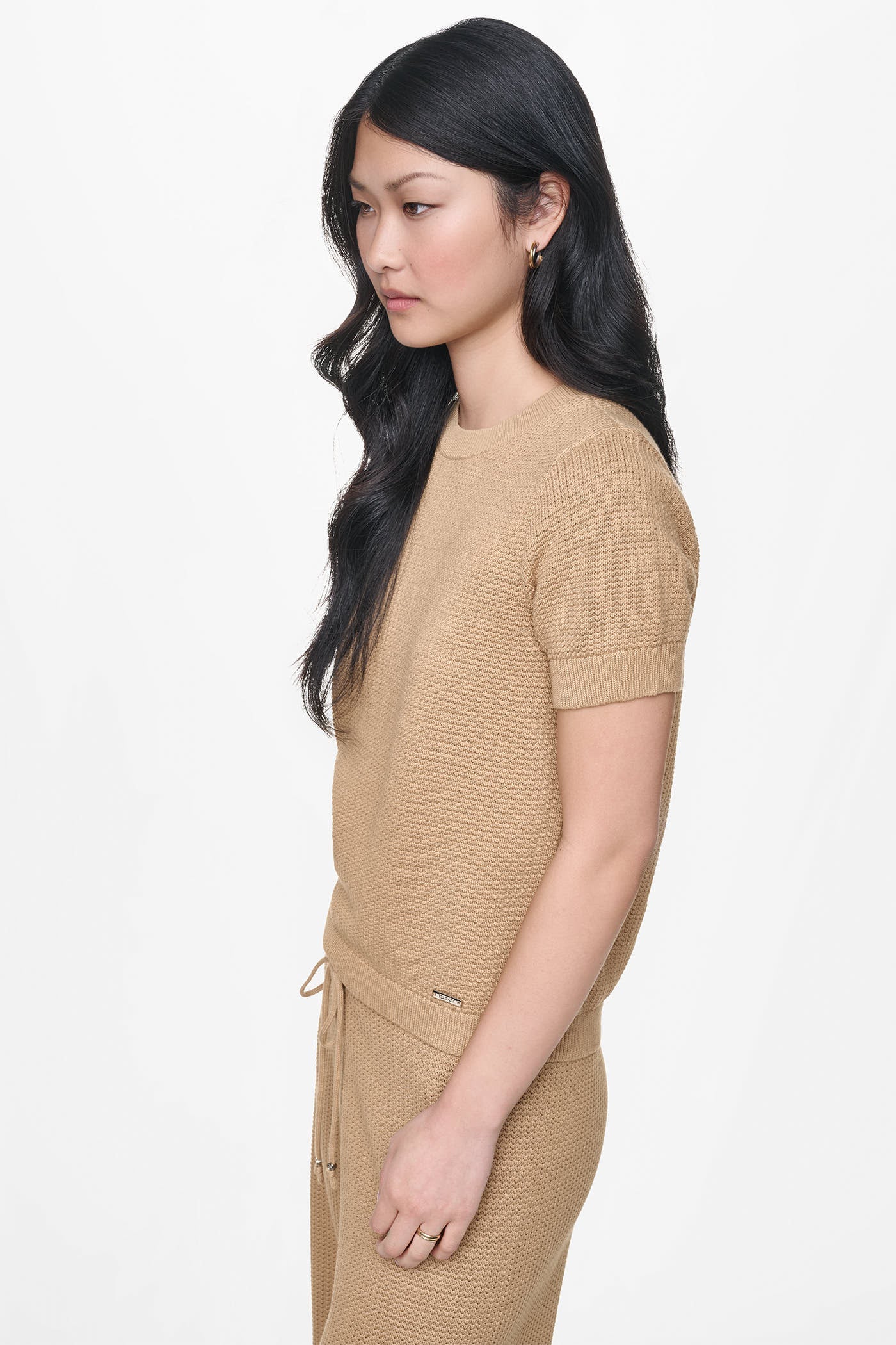 SHORT SLEEVE TUCK STITCH SWEATER