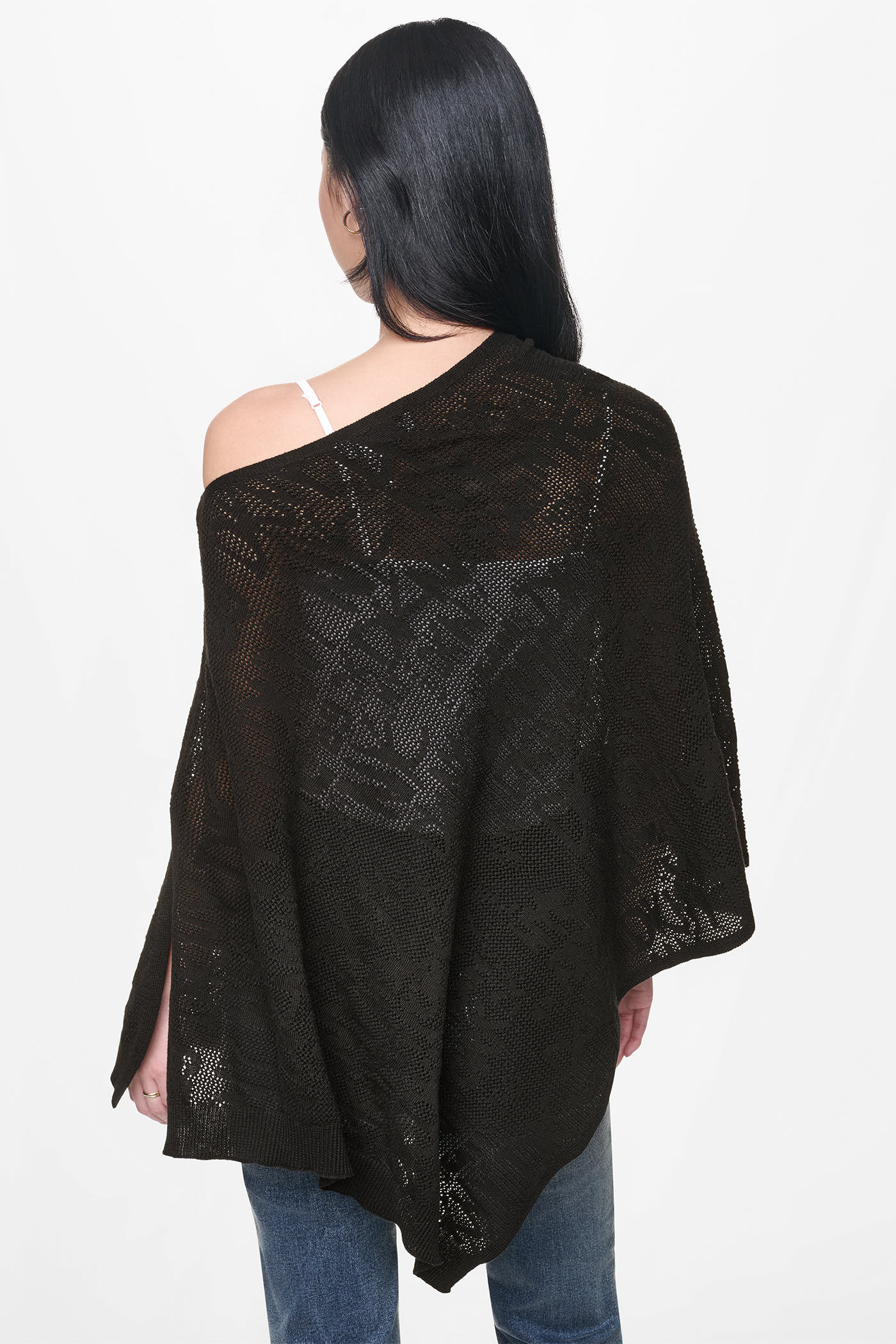 ASYMMETRIC FINE GAUGE PONCHO