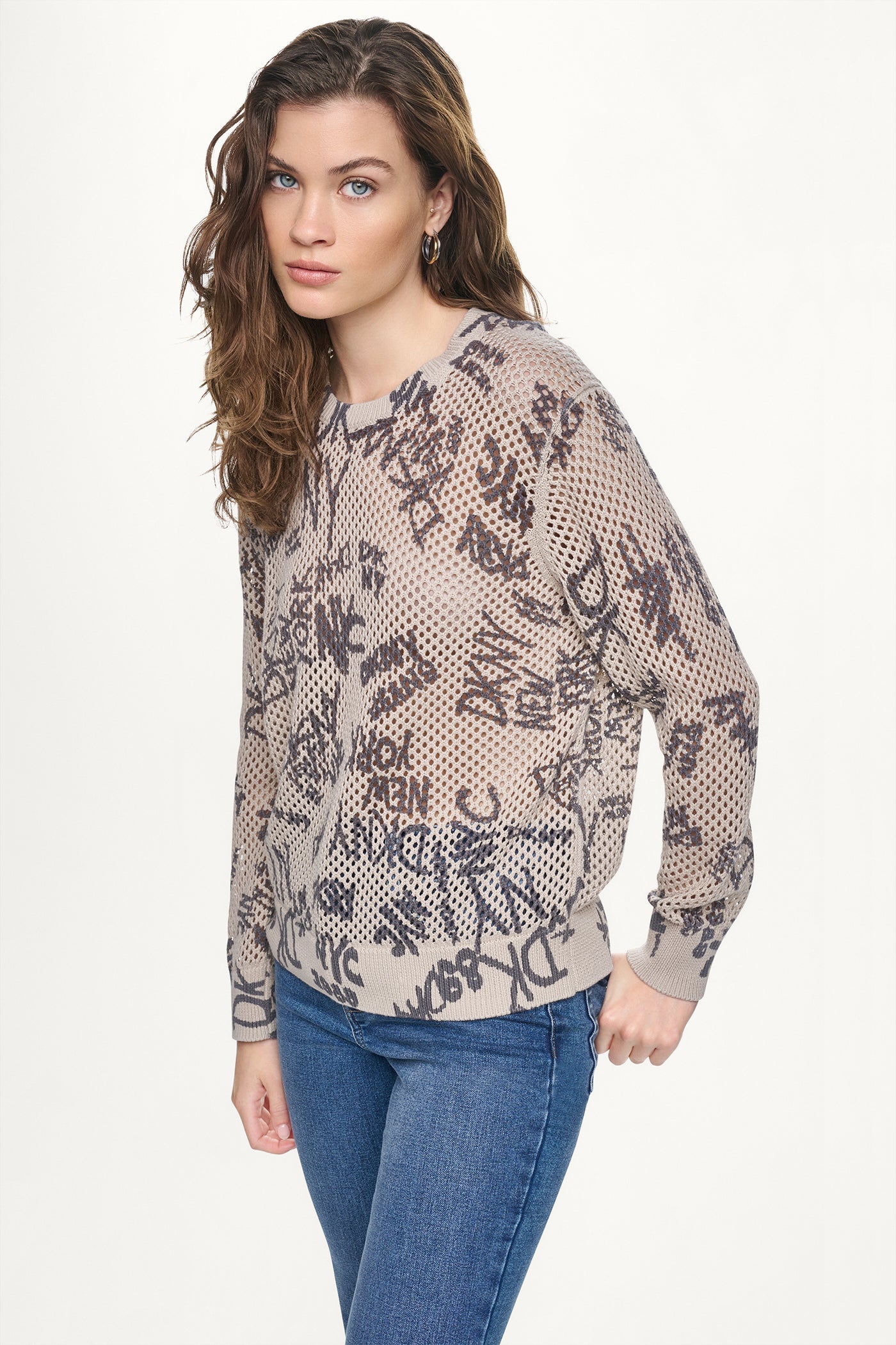 OPEN STITCH SWEATER WITH GRAFFITI LOGO