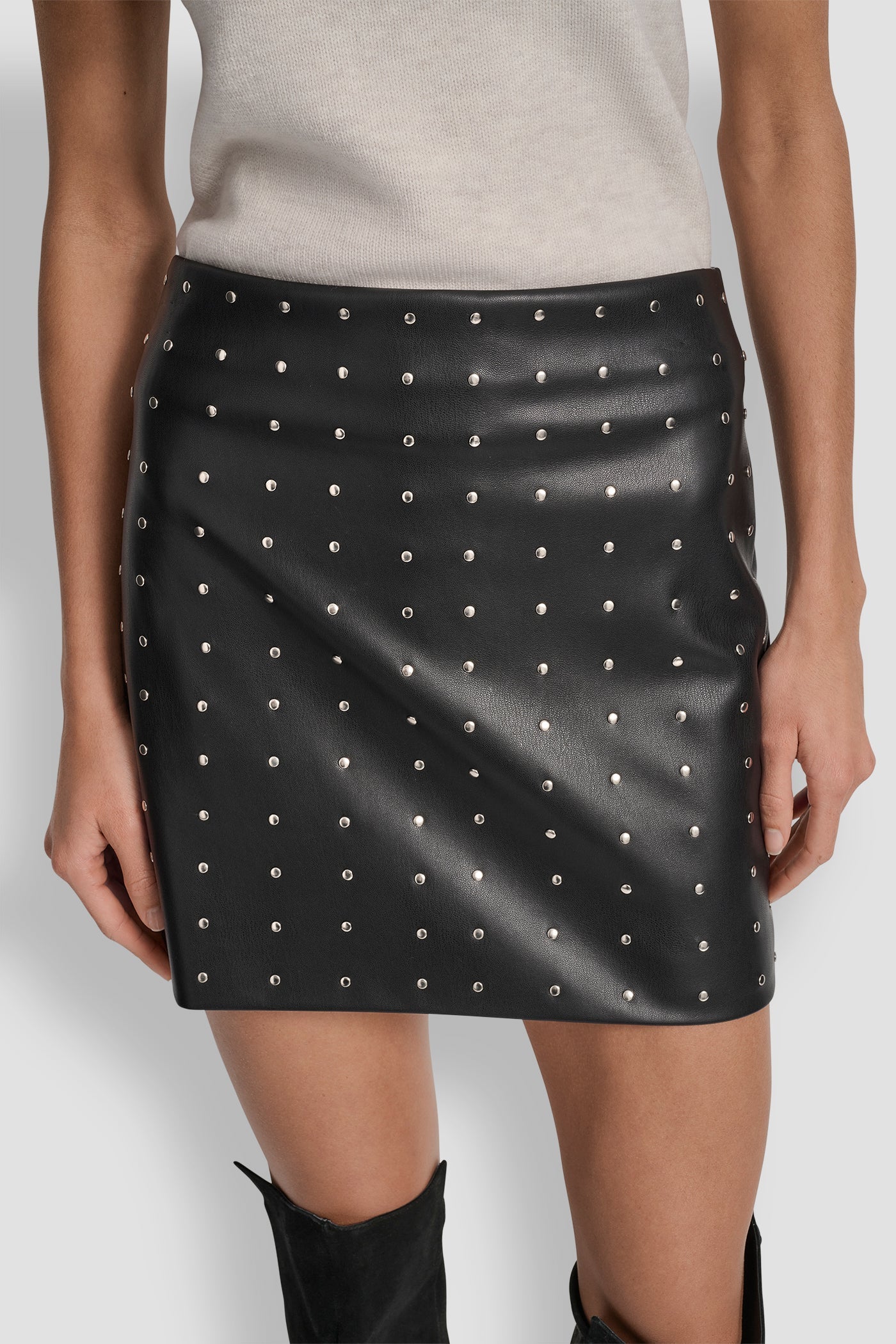 EMBELLISHED FAUX LEATHER SKIRT