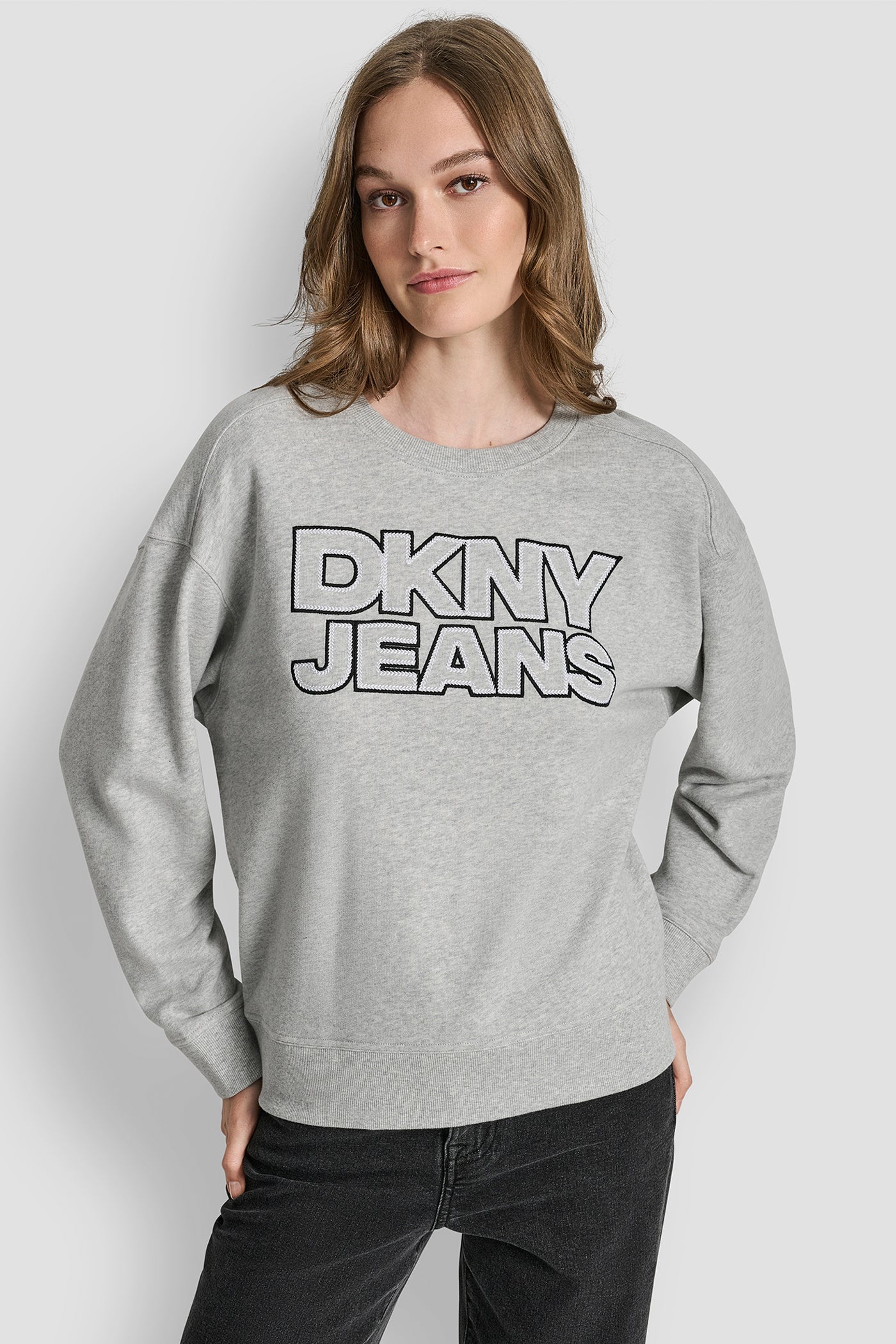 DKNY JEANS CHAINSTITCH OUTLINE LOGO CREW NECK SWEATSHIRT