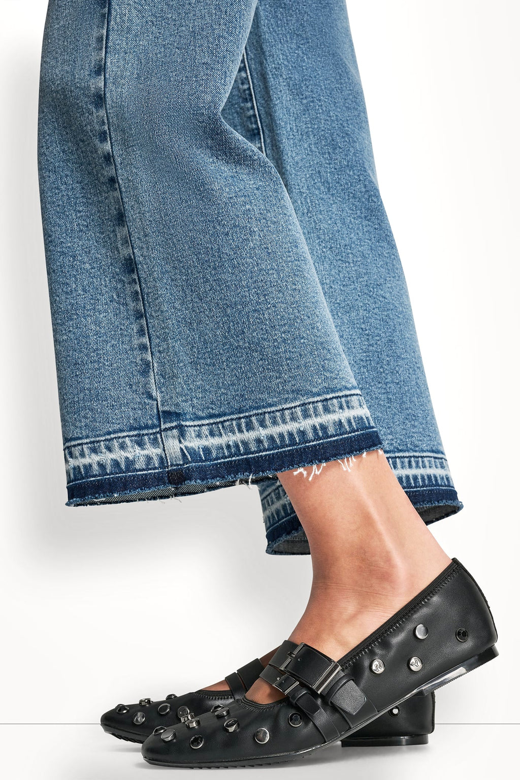 MID-RISE CROPPED WIDE LEG
