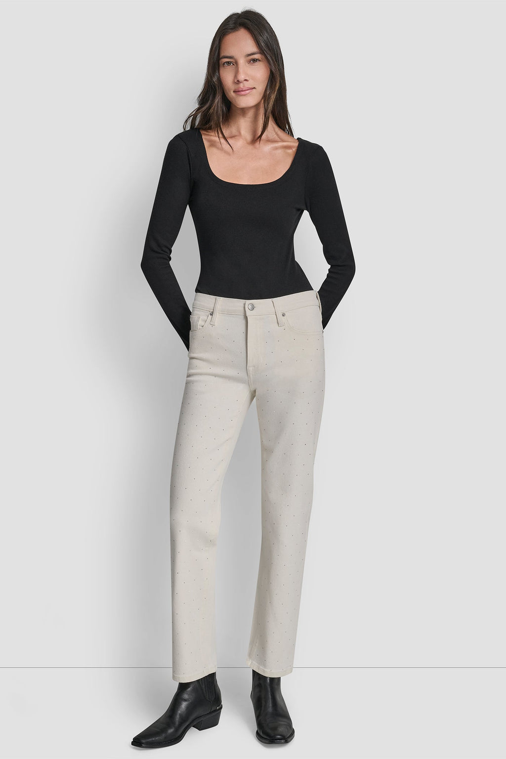 MID-RISE CLASSIC STRAIGHT WITH MINI RHINESTONES
