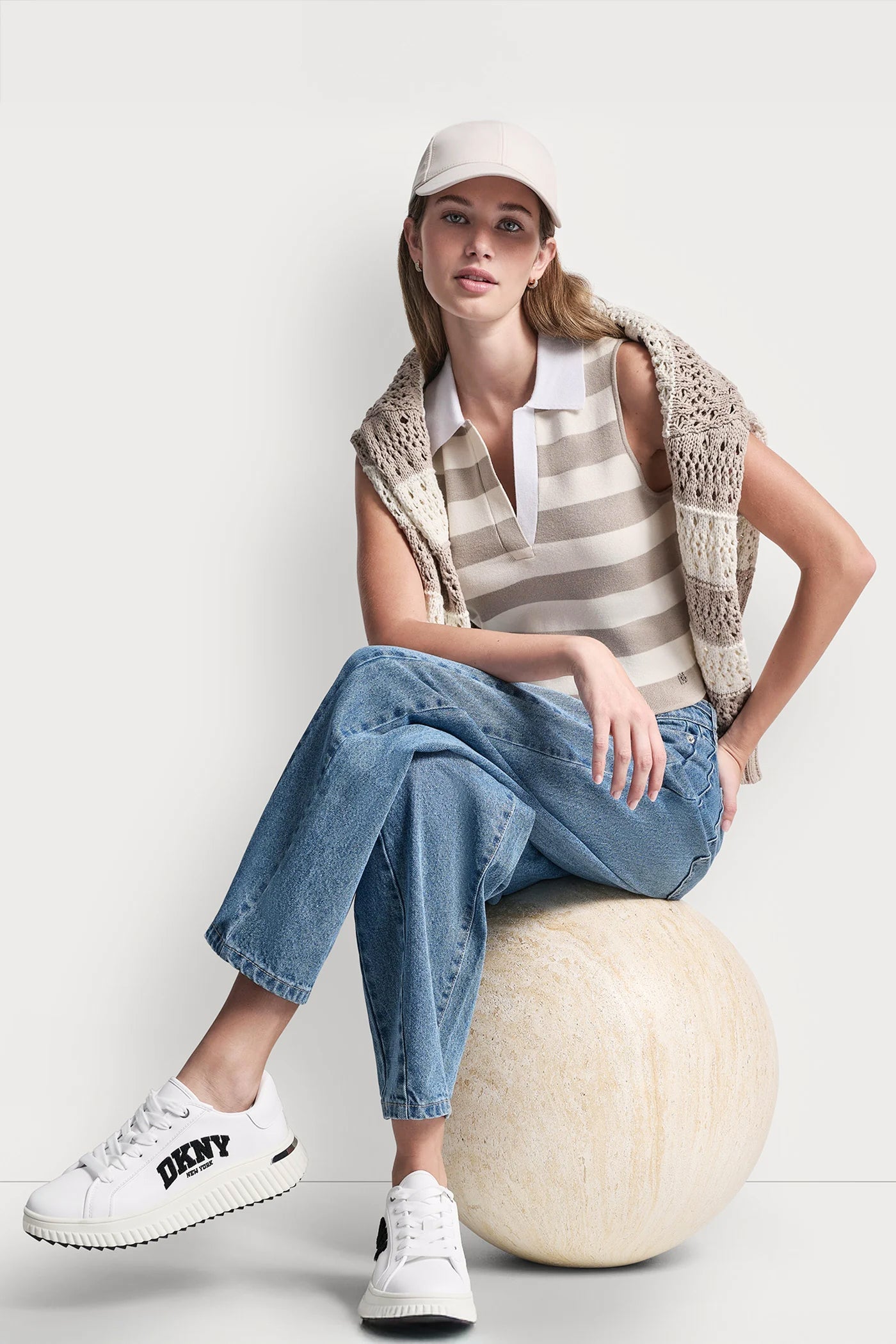 STRIPED SLEEVELESS POLO SWEATER