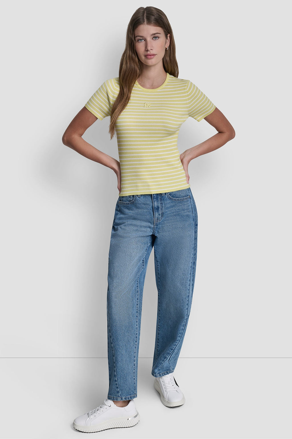 CREW NECK STRIPED TEE