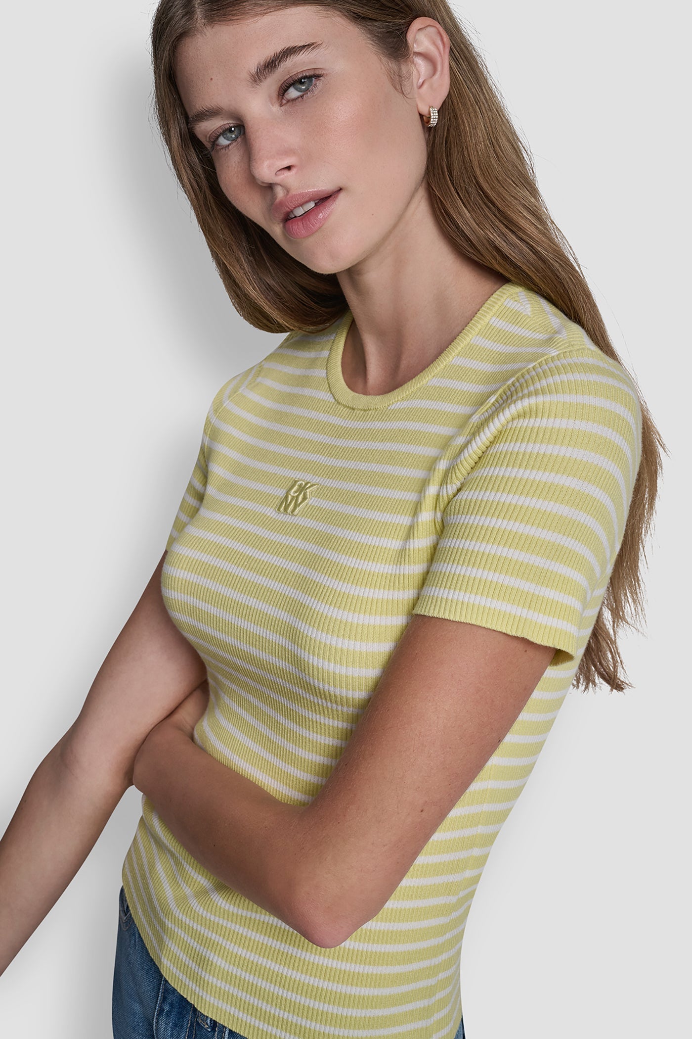 CREW NECK STRIPED TEE