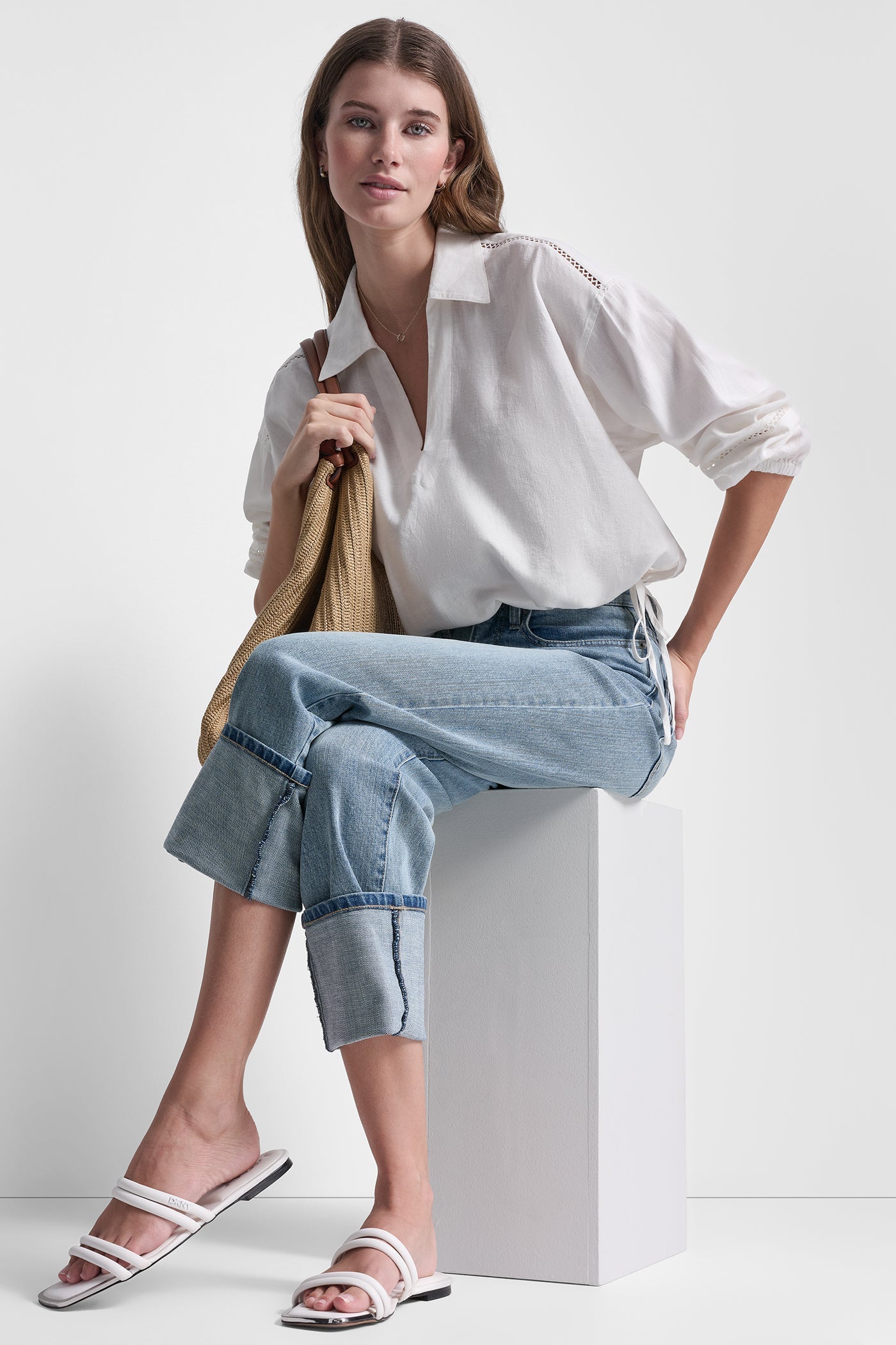LINEN-BLEND V-NECK SHIRT