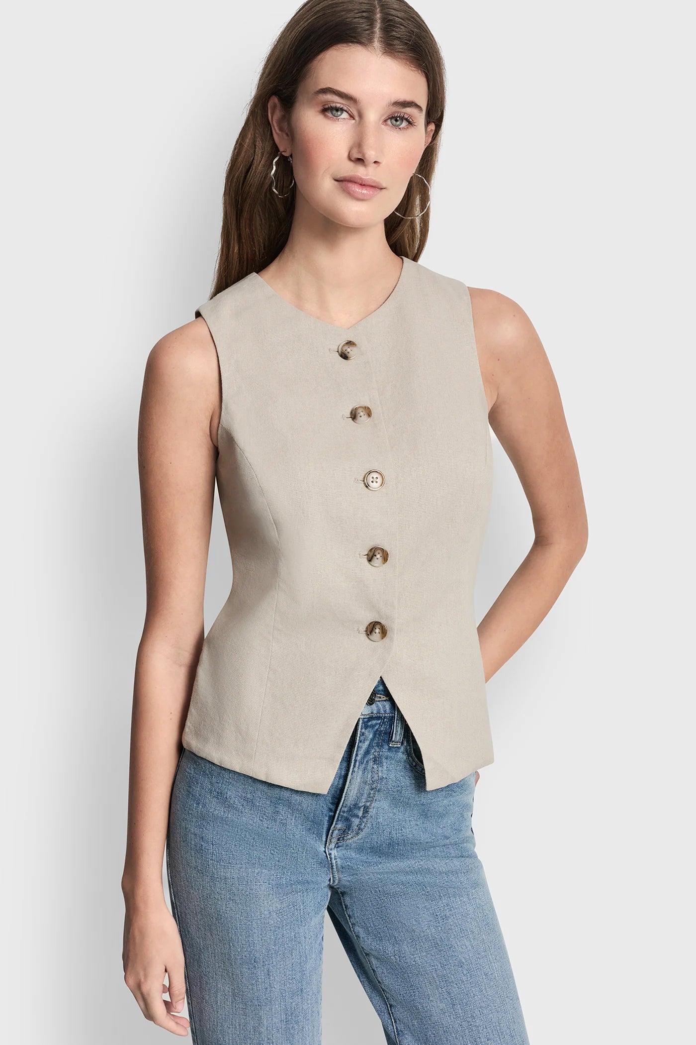LINEN BUTTON-FRONT VEST
