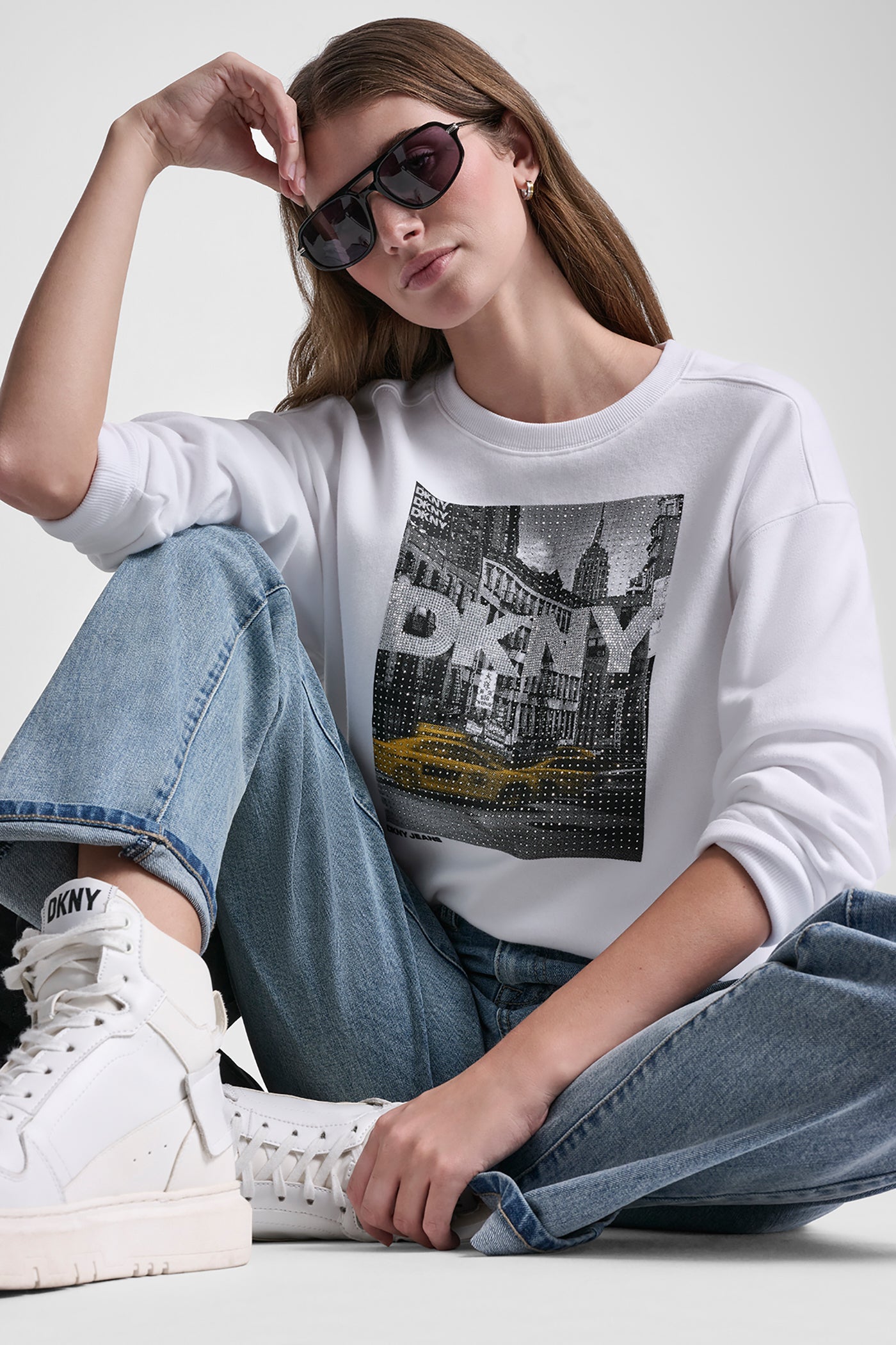 DKNY RHINESTONE TAXI LOGO SWEATSHIRT