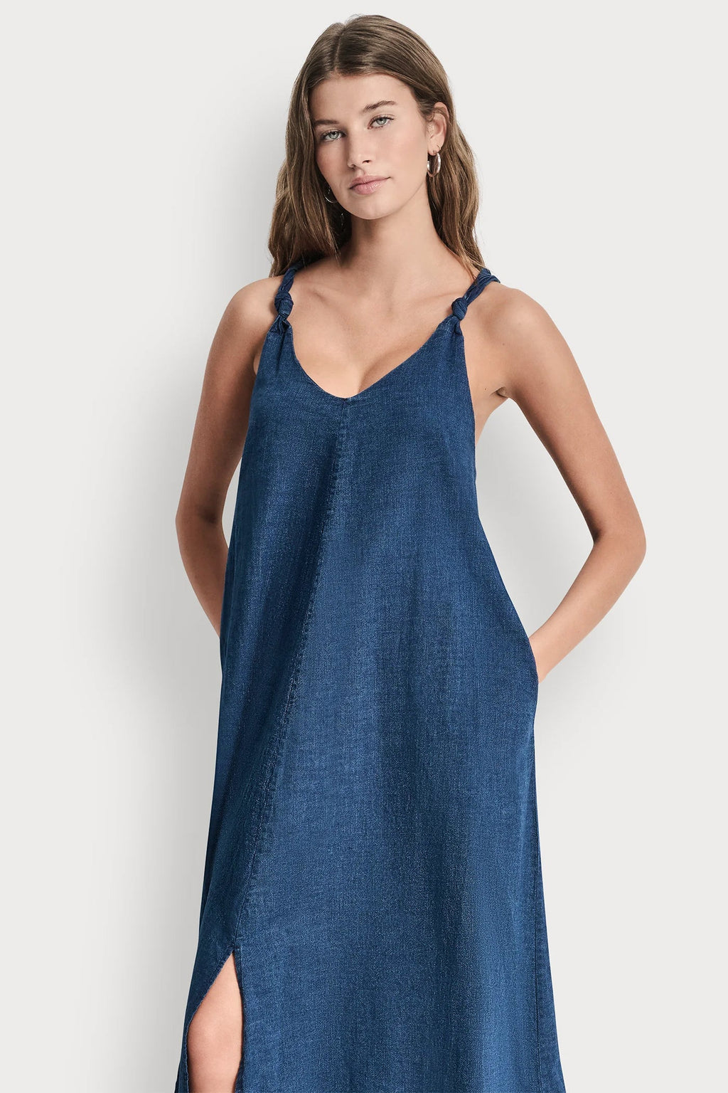 KNOTTED STRAP V-NECK MAXI DRESS
