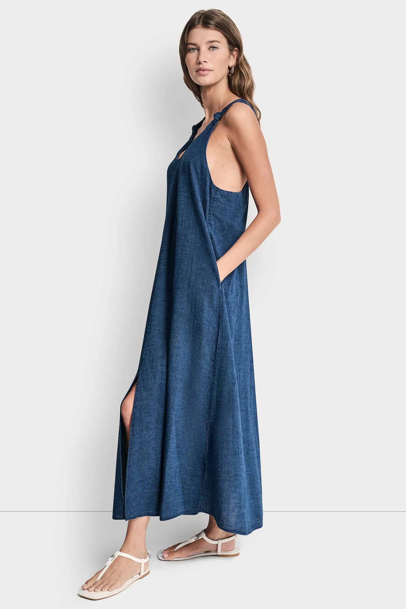 KNOTTED STRAP V-NECK MAXI DRESS