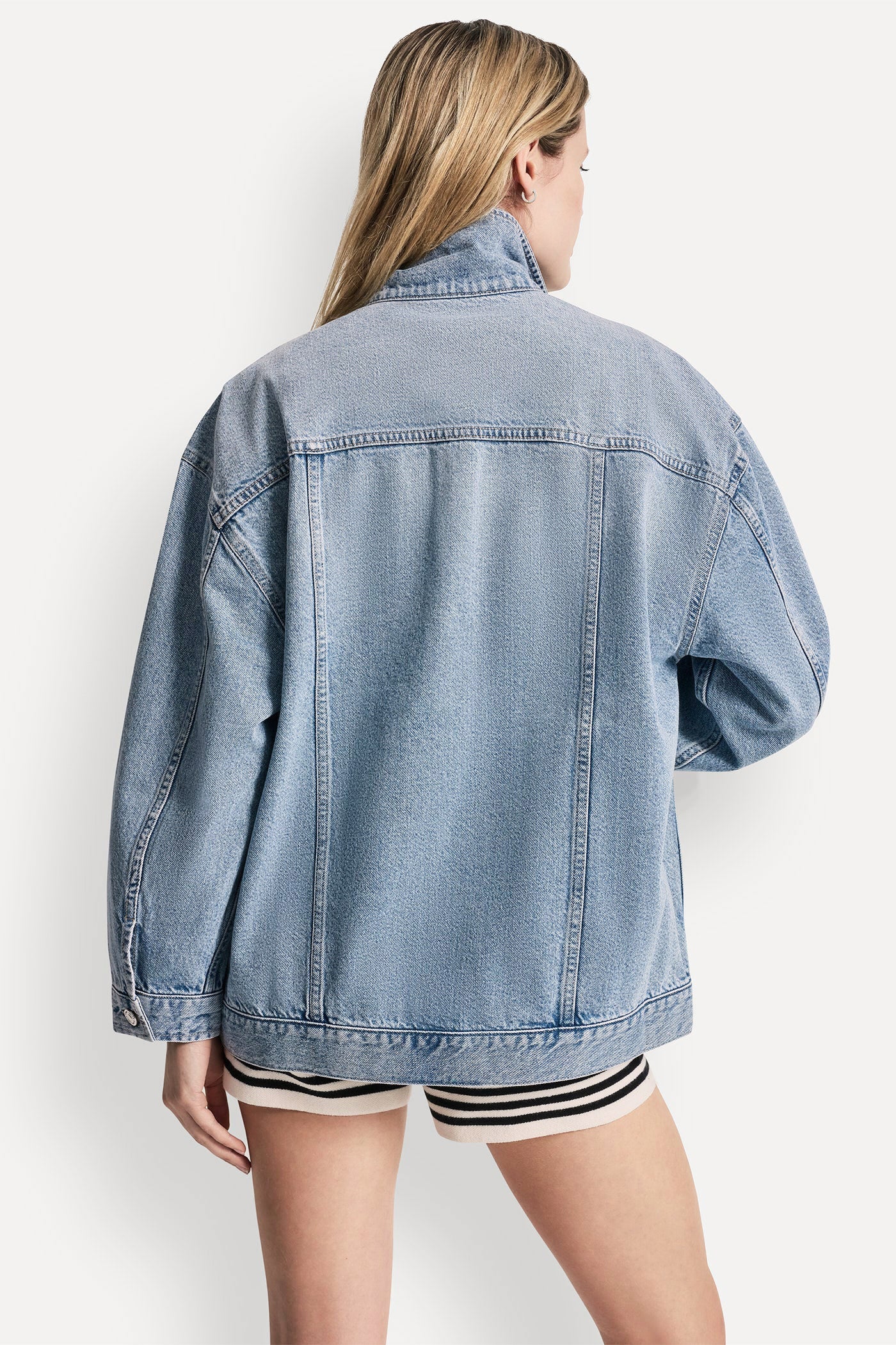 OVERSIZED TRUCKER JACKET