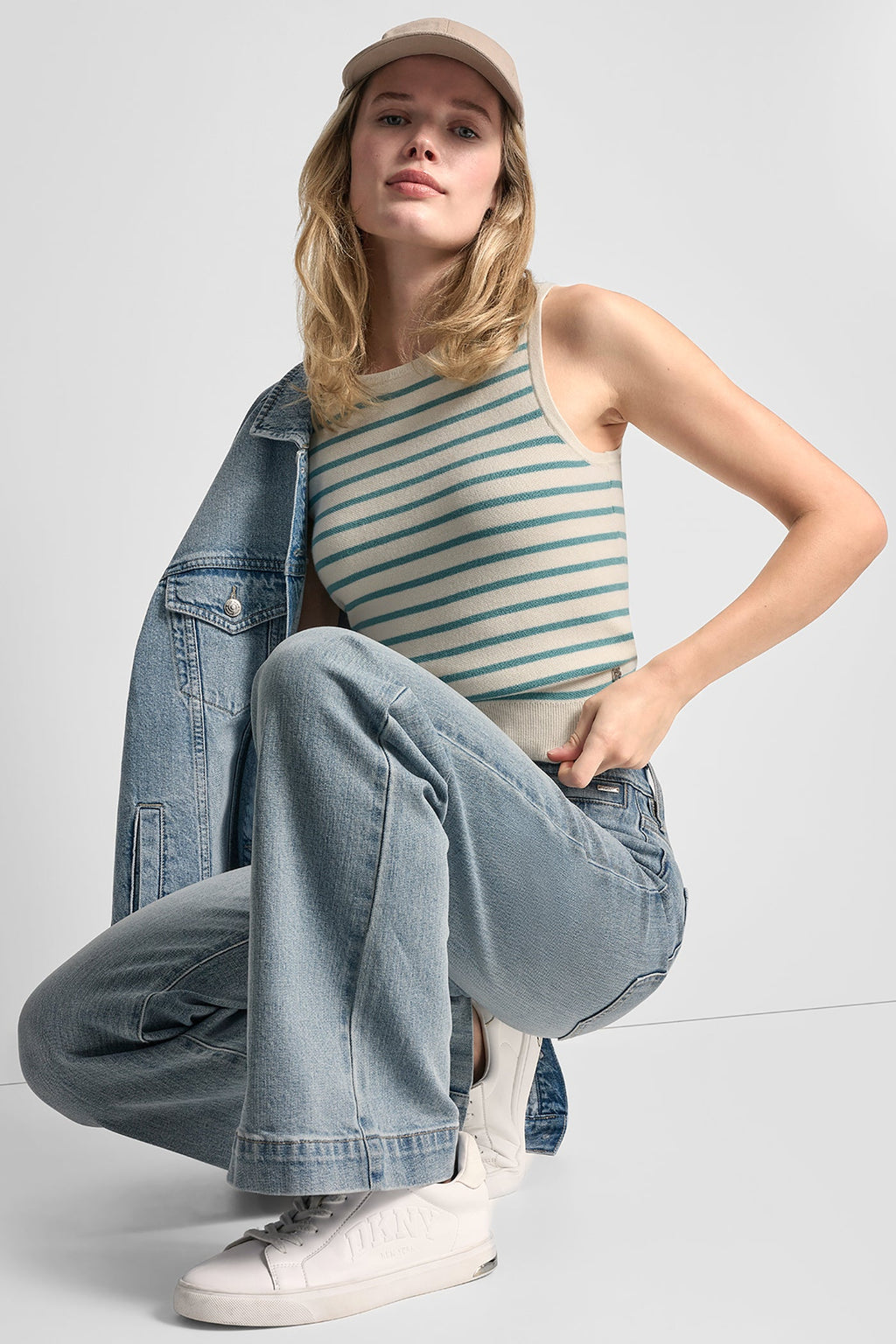 SLEEVELESS STRIPED SWEATER
