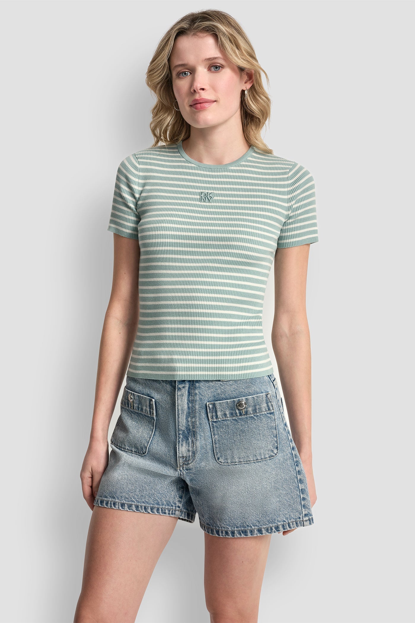 CREW NECK STRIPED TEE