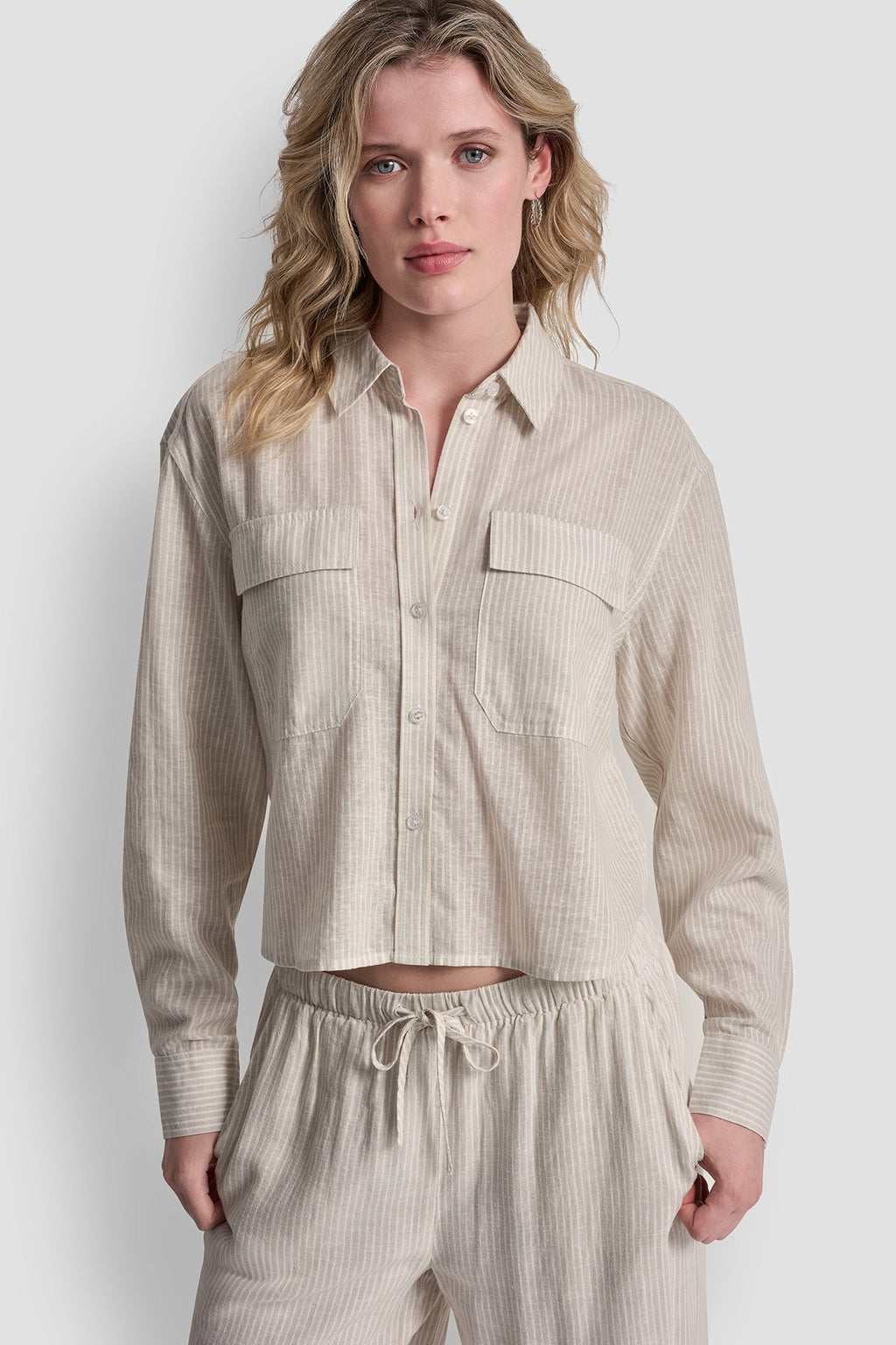 LINEN-BLEND BUTTON FRONT SHIRT
