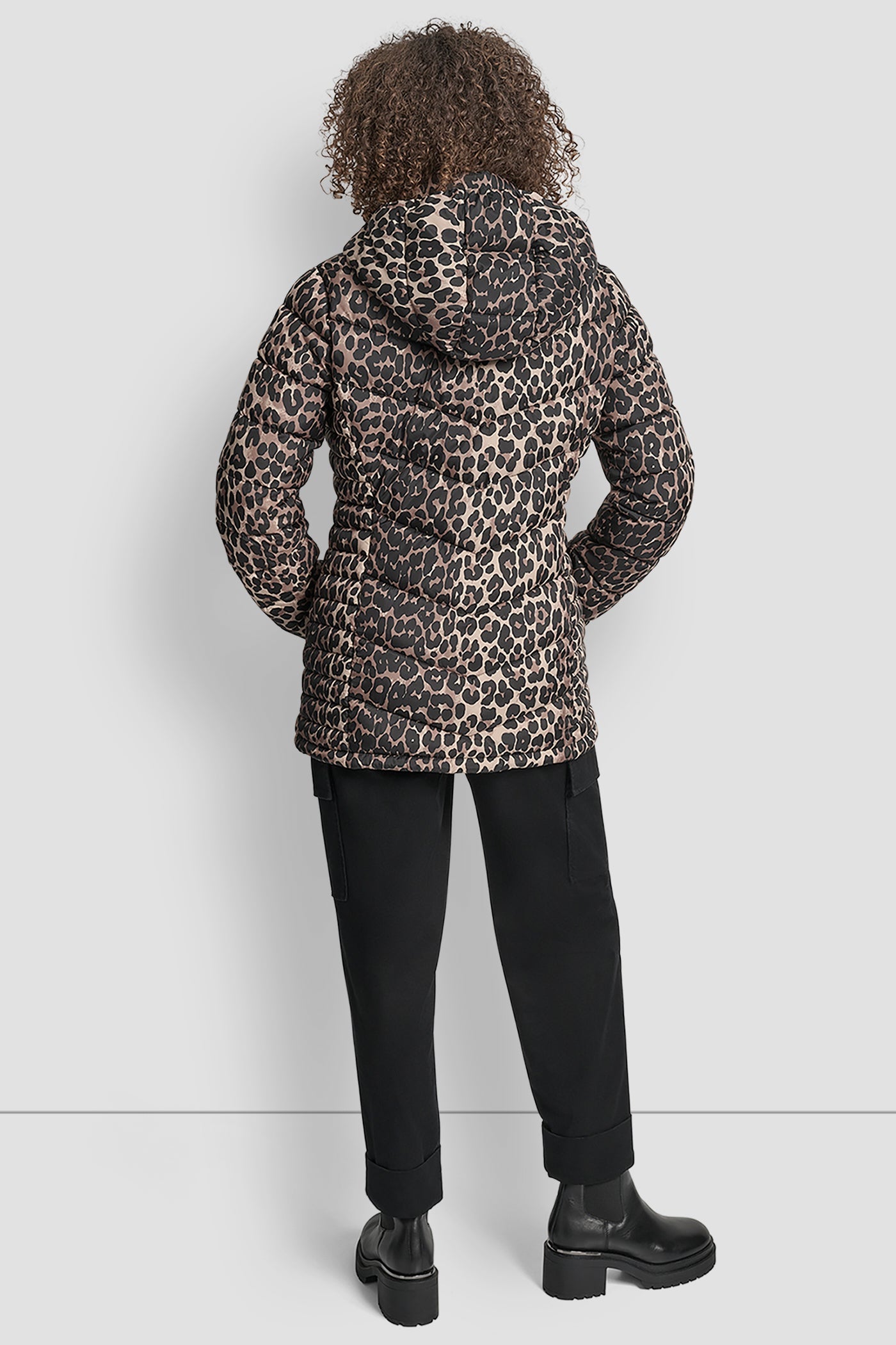LIGHTWEIGHT PUFFER JACKET