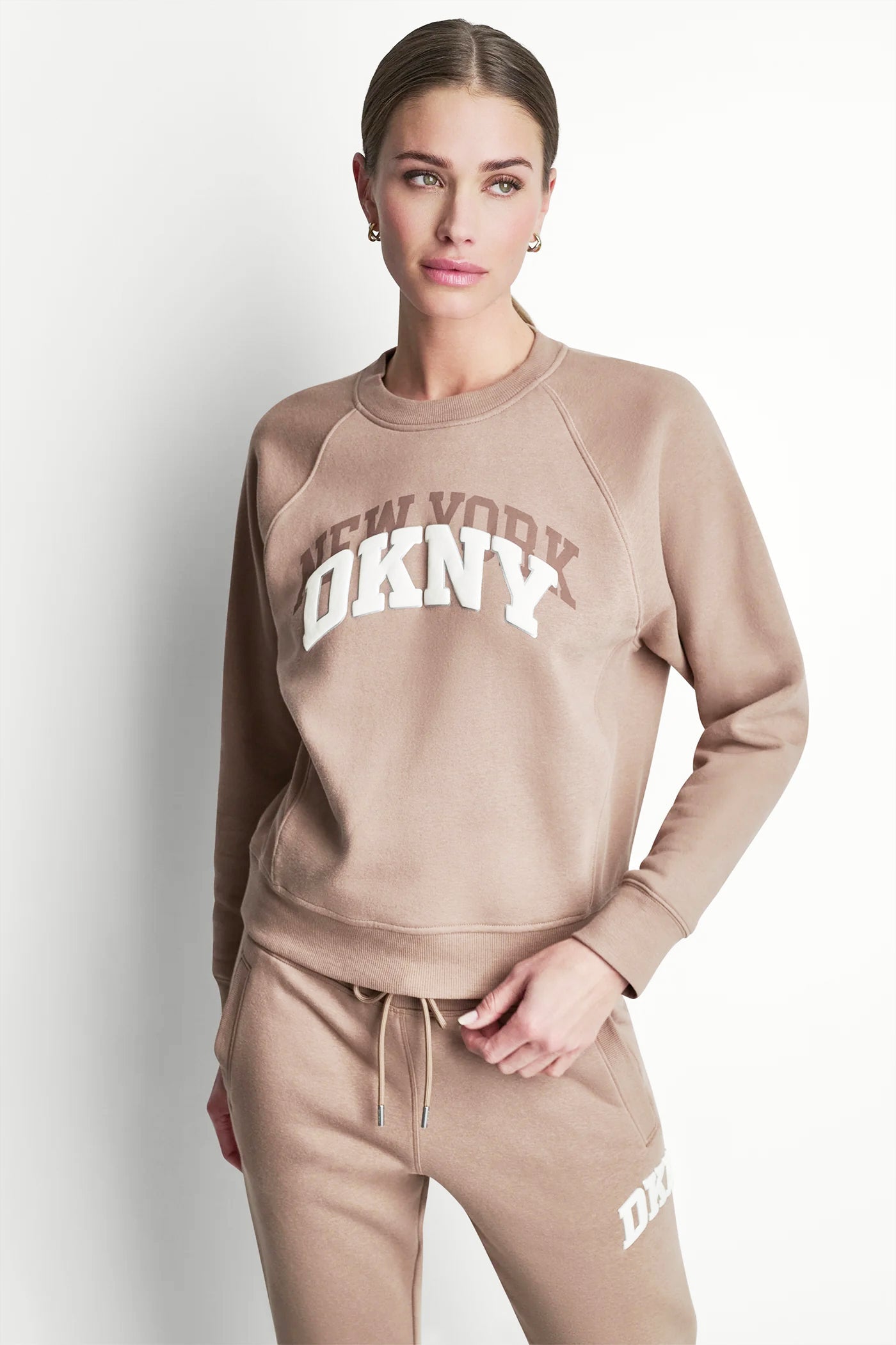 SHADOW VARSITY LOGO CREW NECK