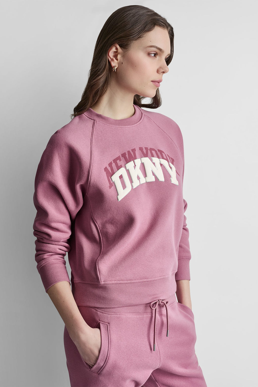 SHADOW VARSITY LOGO CREW NECK